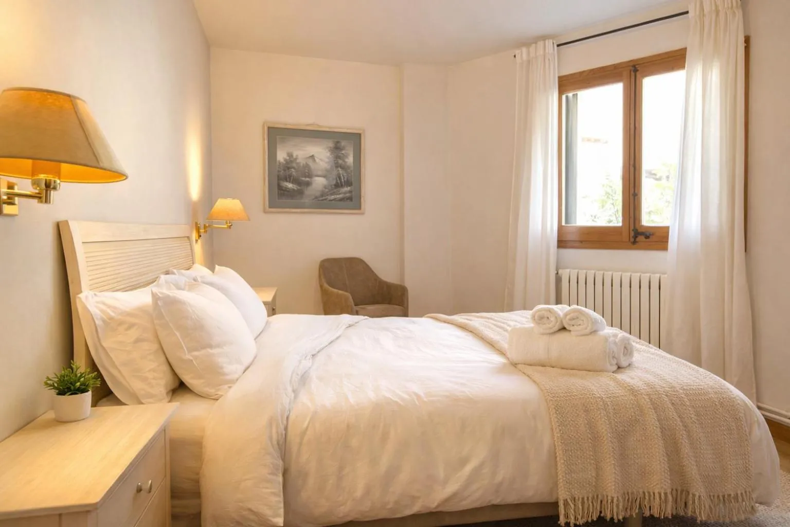 Bedroom, Bed in La Posada d'Àneu by RdA Hotels