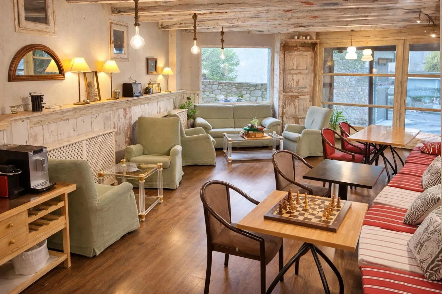 Living room in La Posada d'Àneu by RdA Hotels