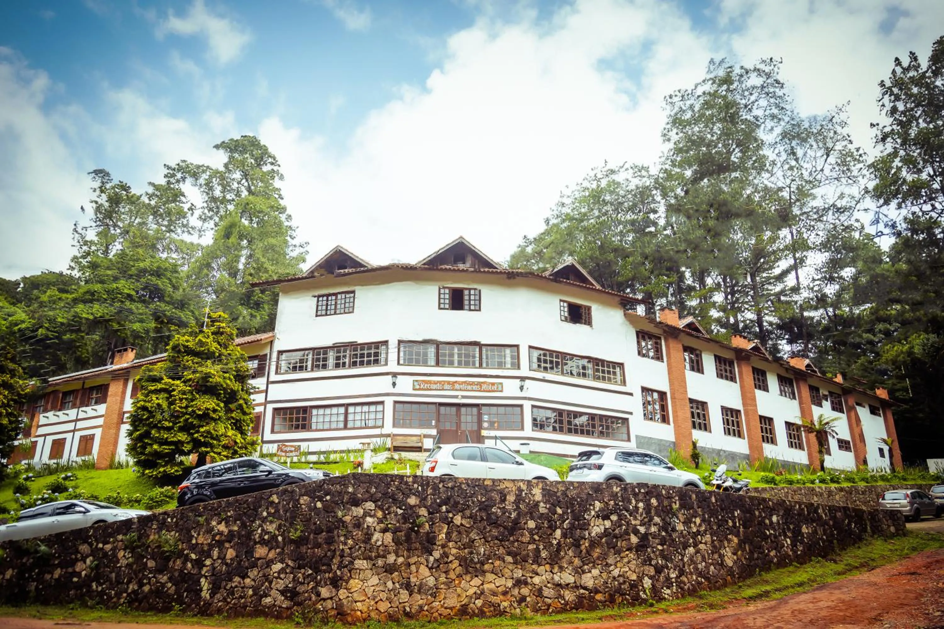 VELINN Recanto das Hortencias Hotel