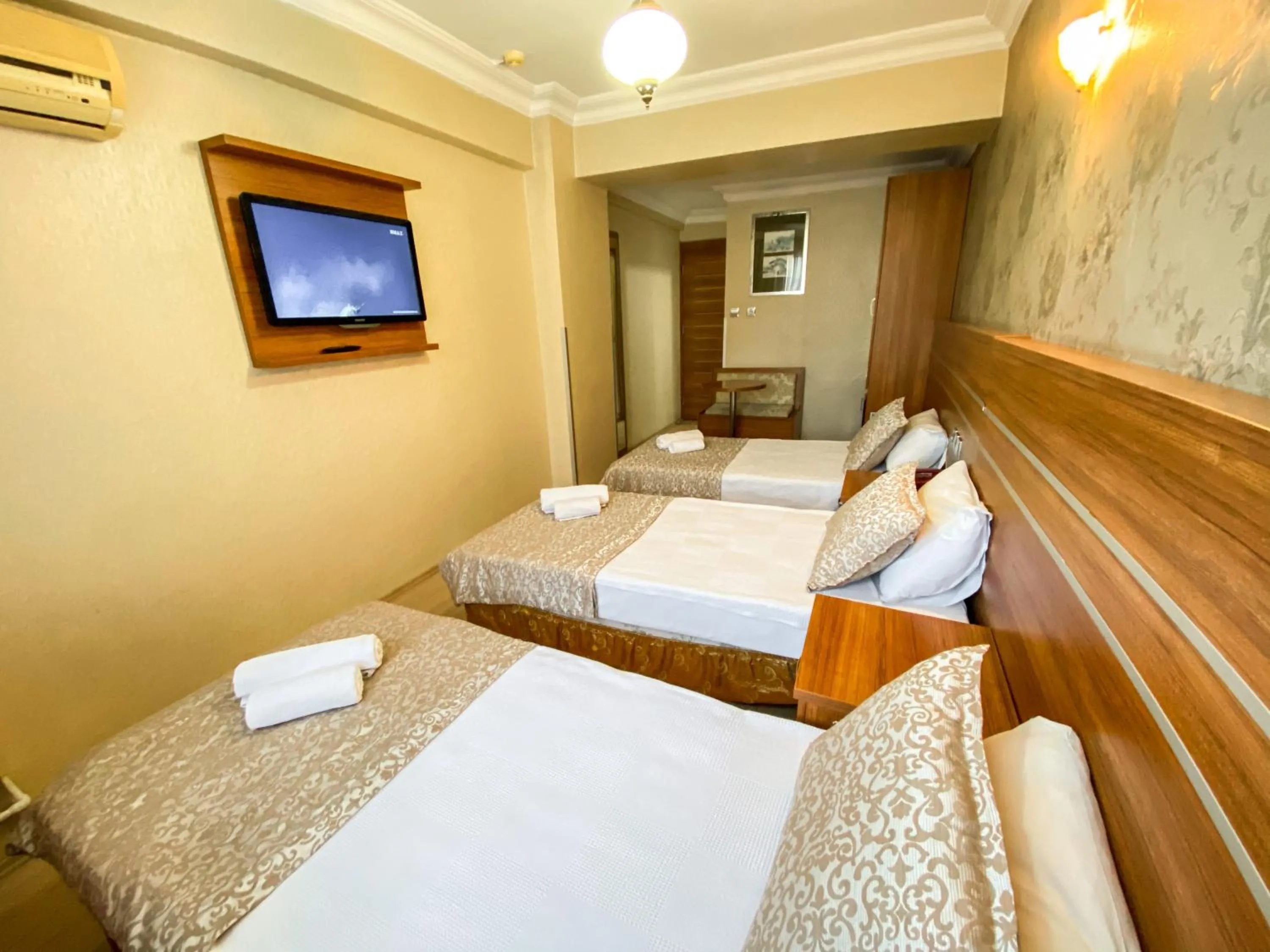 Bed in Mekke Hotel Istanbul