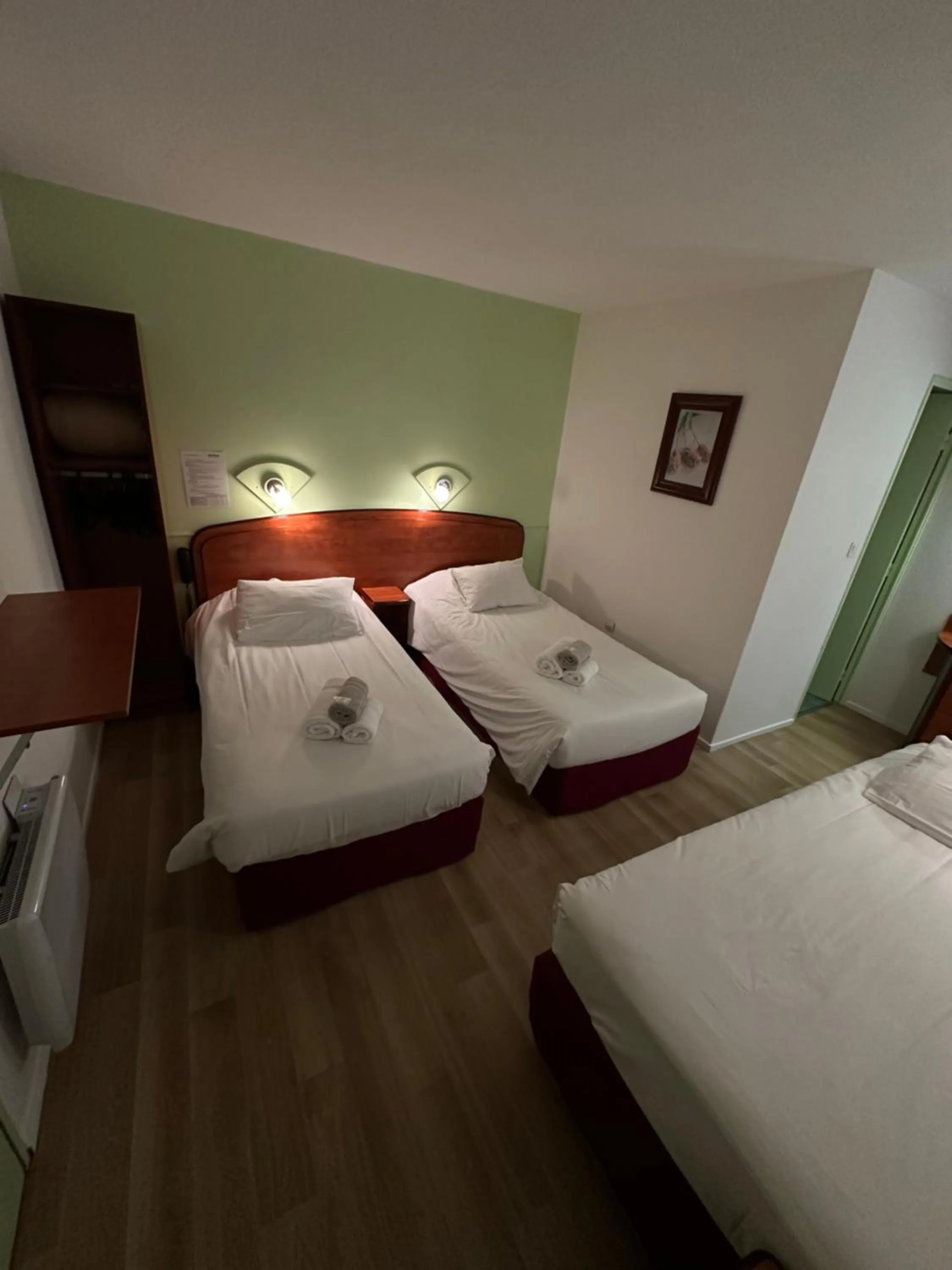 Bed in HAVANA Hôtel