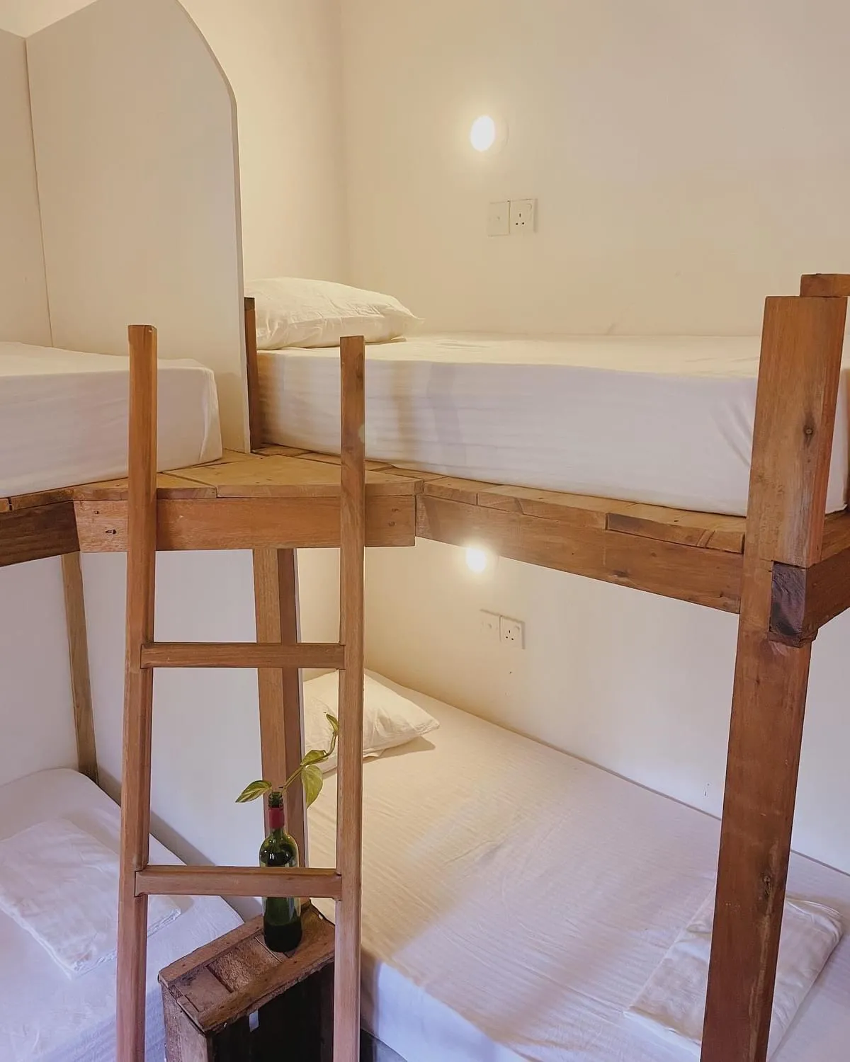 Bed in Waypoint Arugam Bay