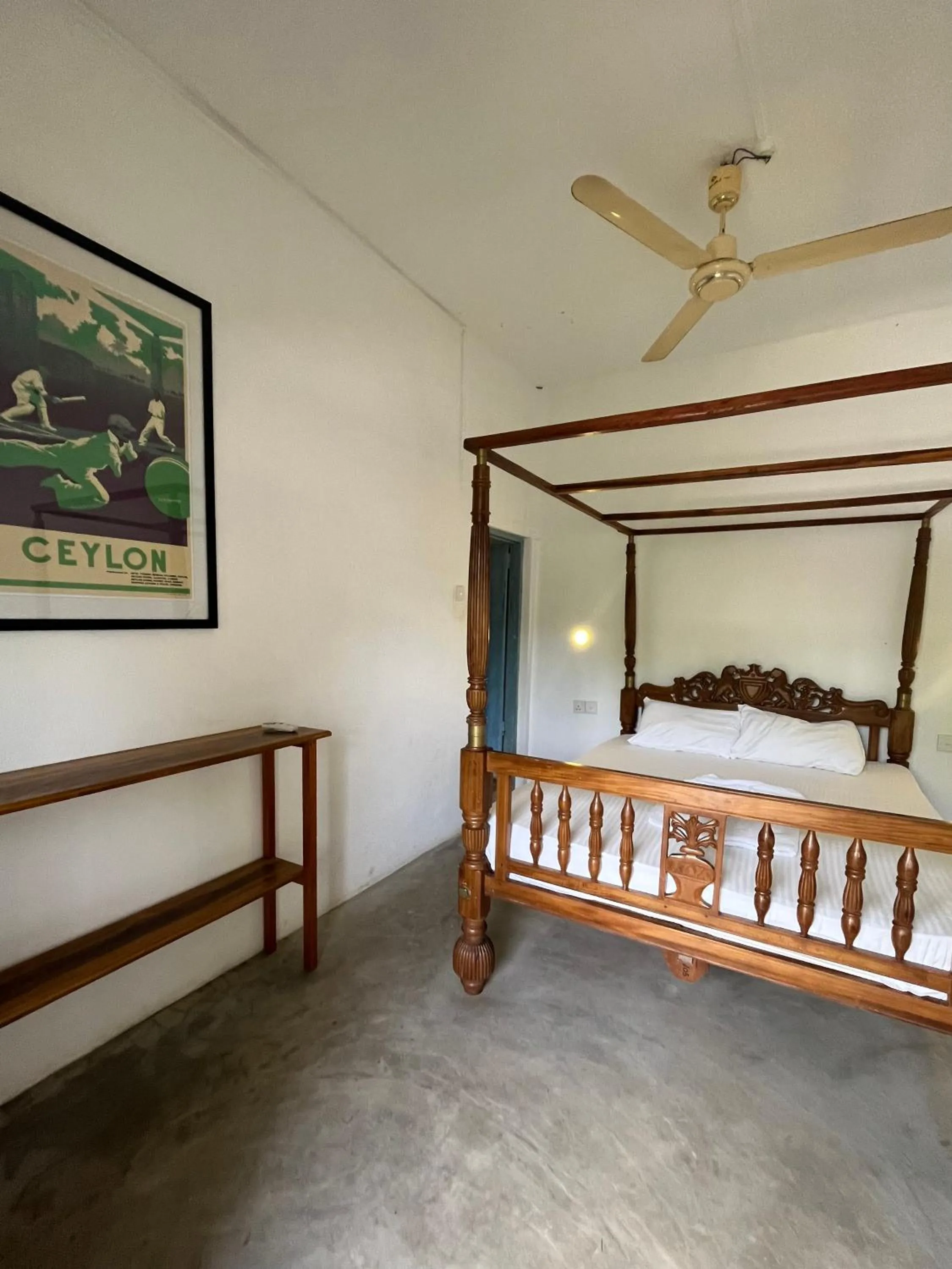 Bed in Waypoint Arugam Bay