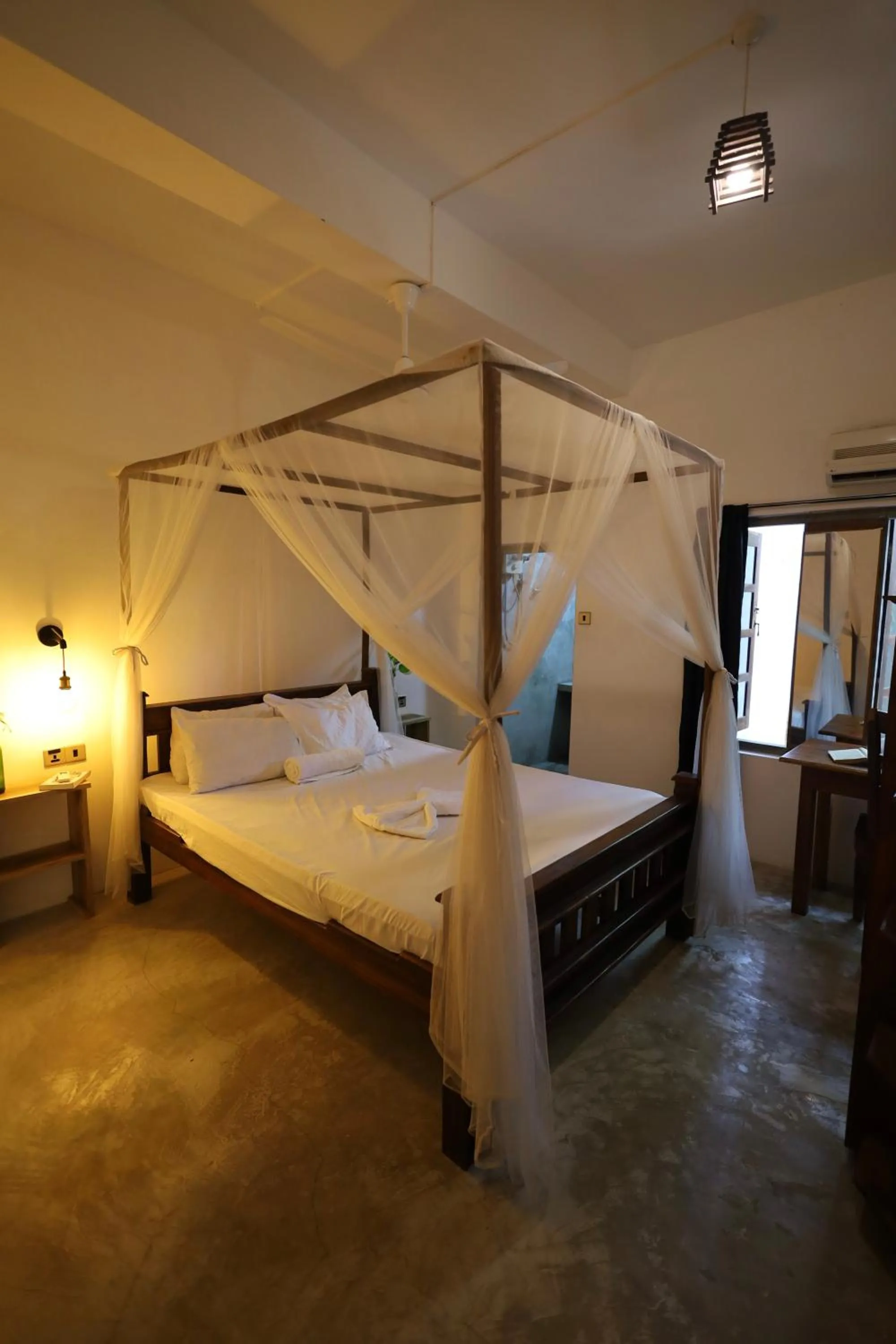 Bed in Waypoint Arugam Bay
