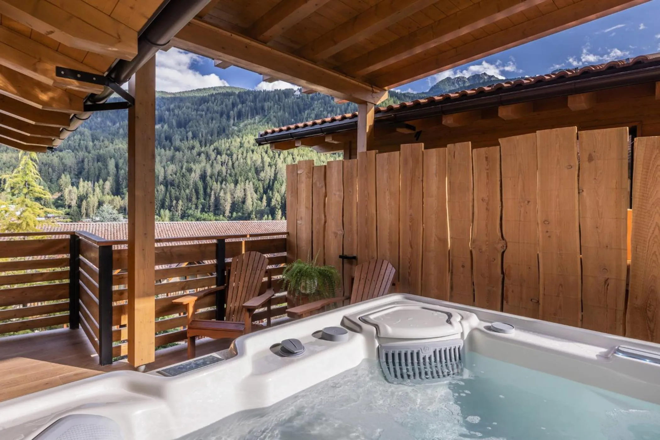Hot Tub in Boutique Hotel e Chalets Salvadori
