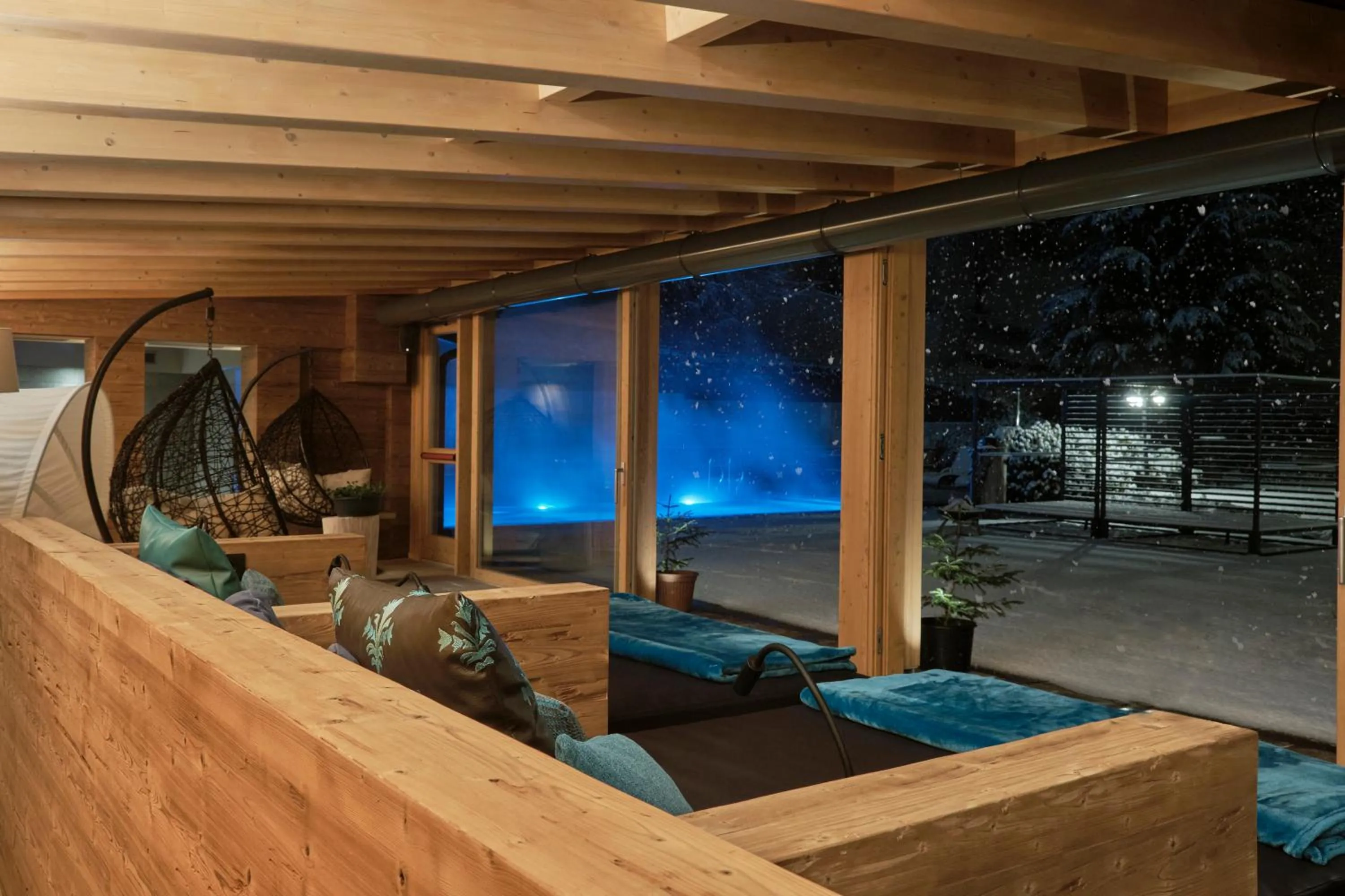 Swimming pool in Boutique Hotel e Chalets Salvadori