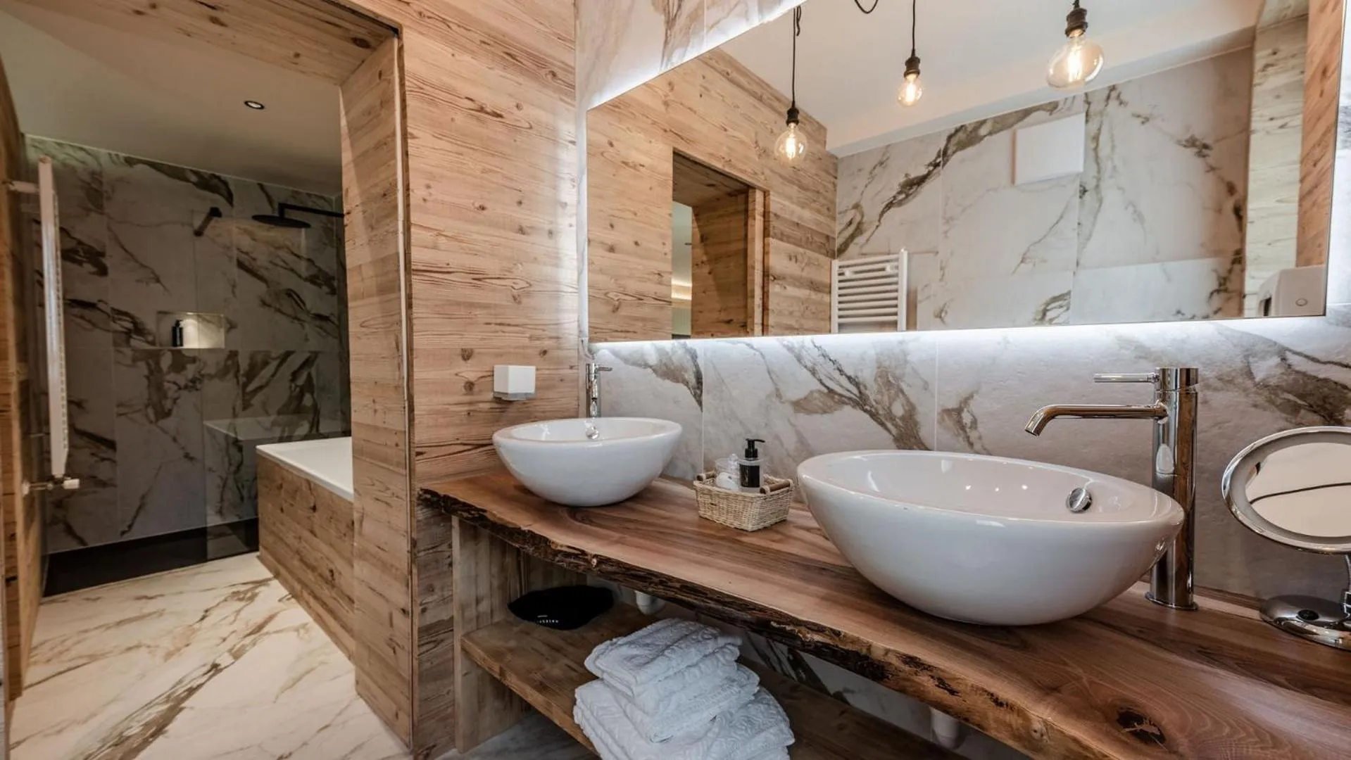 Bathroom in Boutique Hotel e Chalets Salvadori