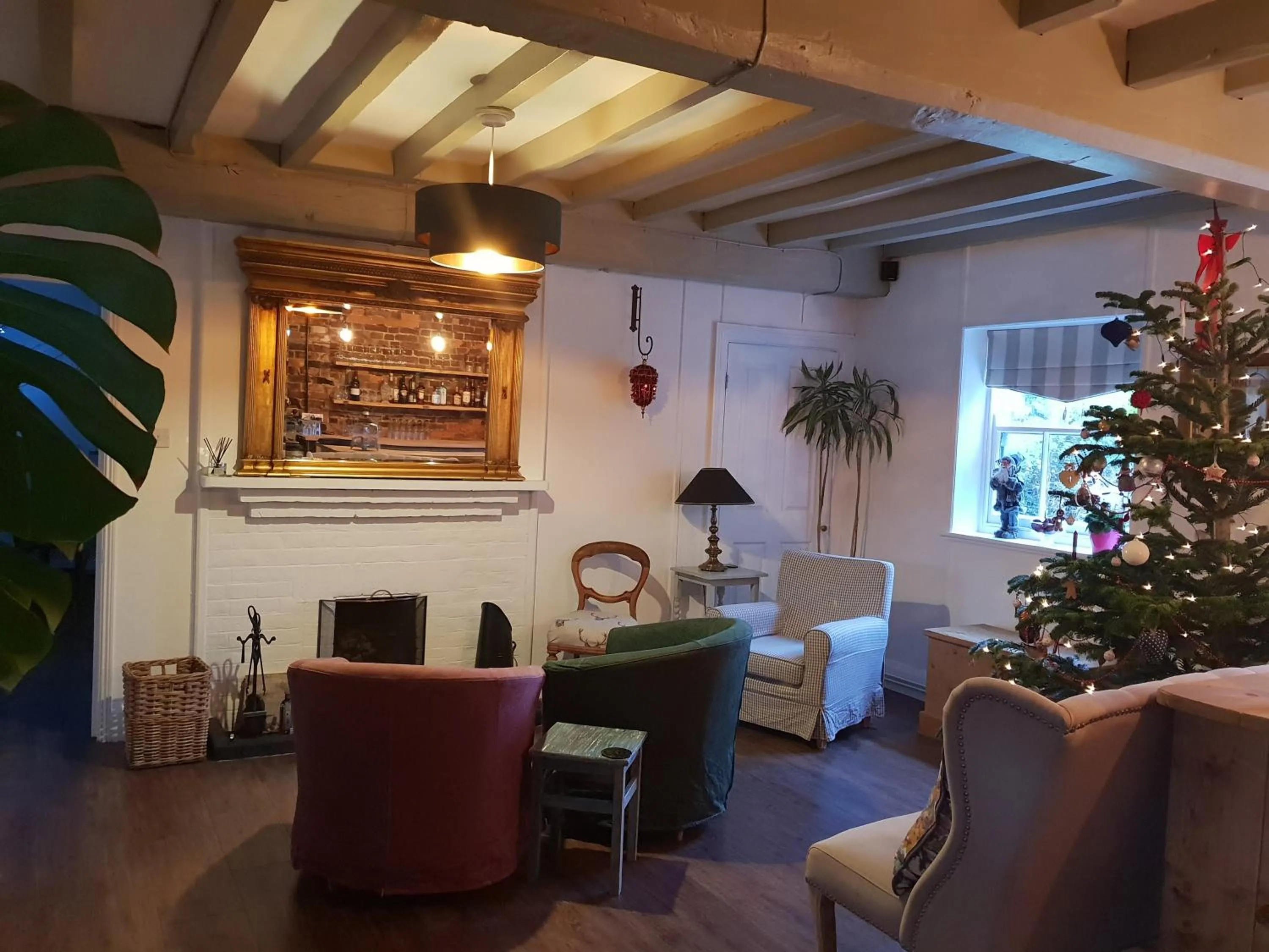 Lounge or bar in Orles Barn Guest House