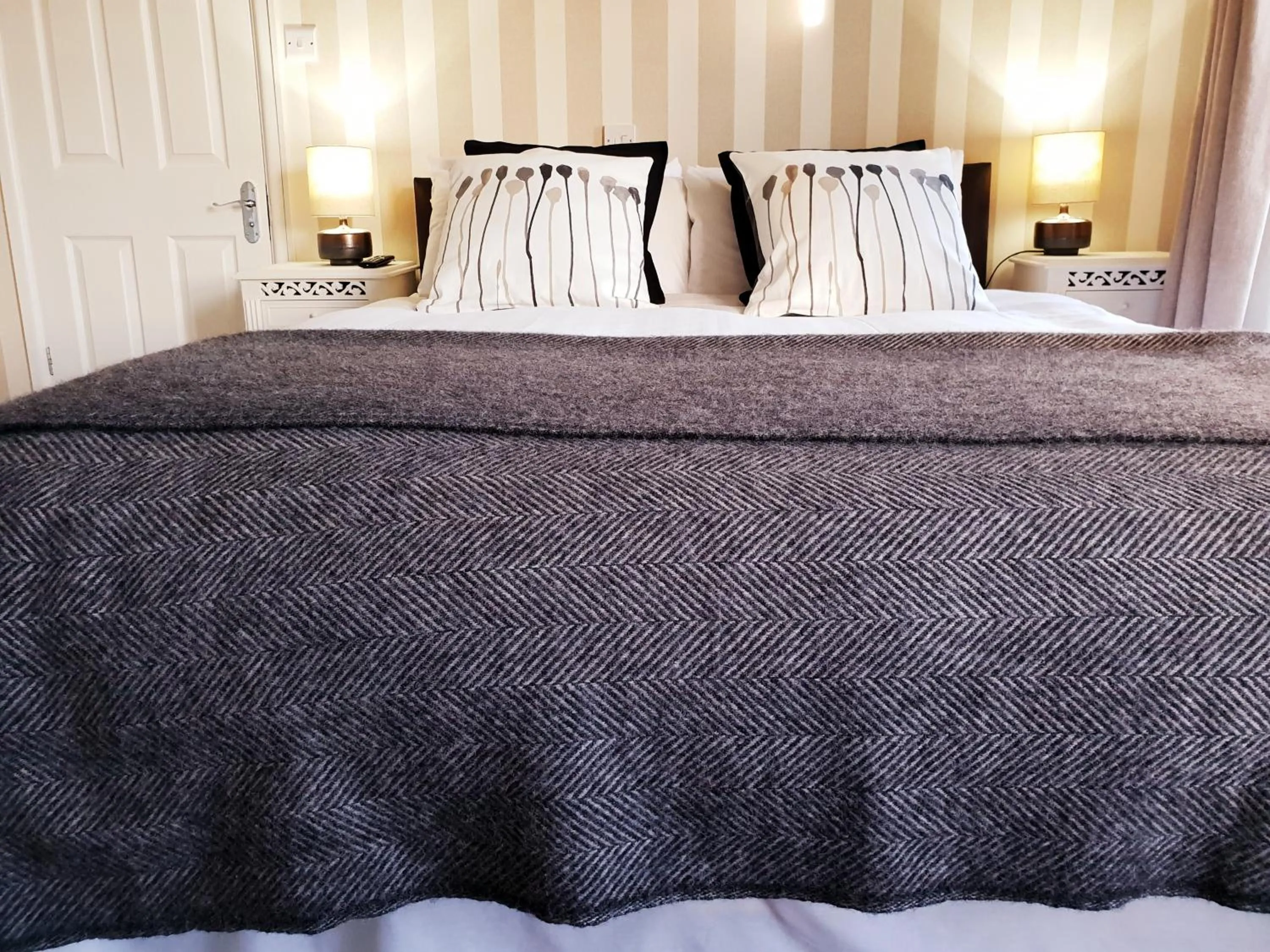 Bed in Orles Barn Guest House
