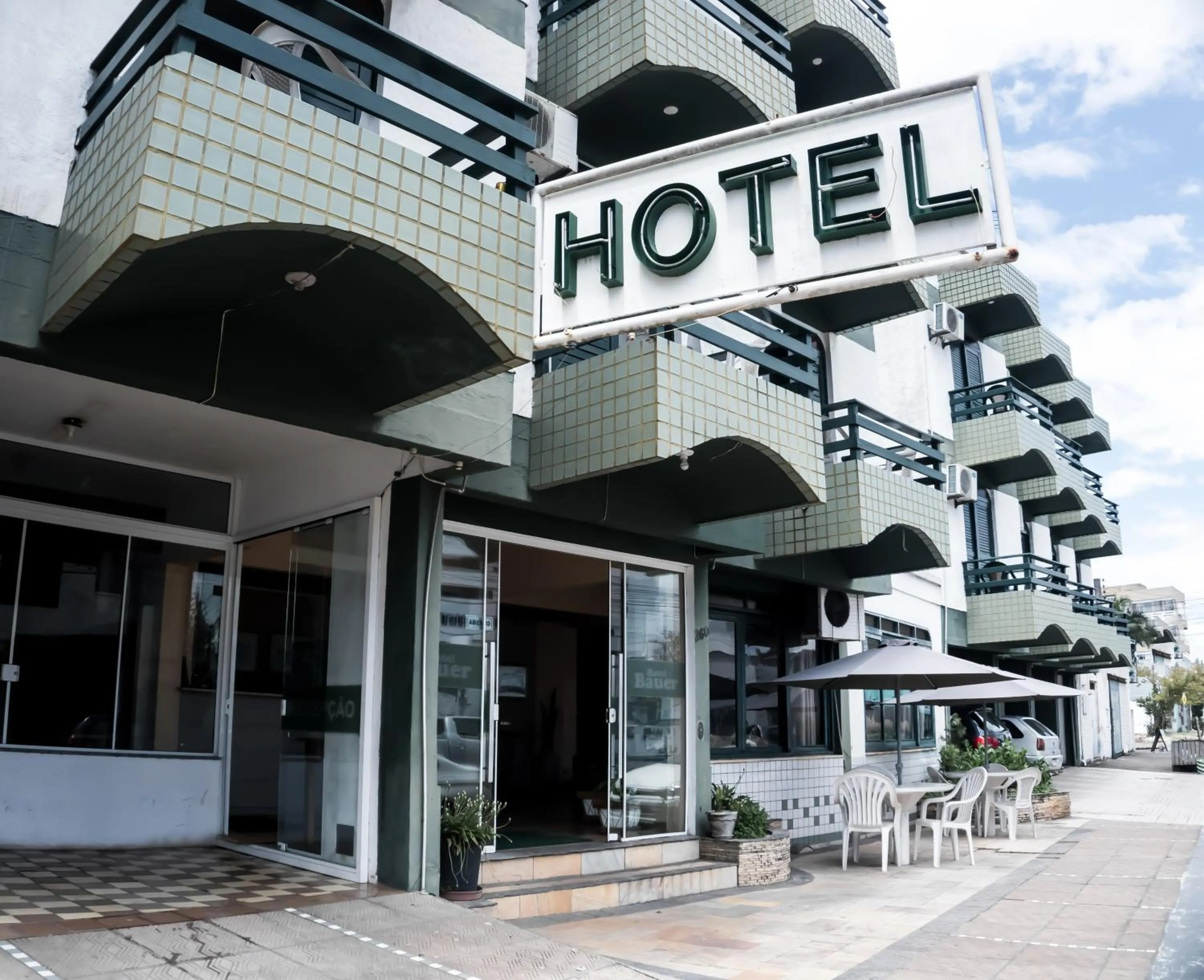 Property building in Hotel Bauer