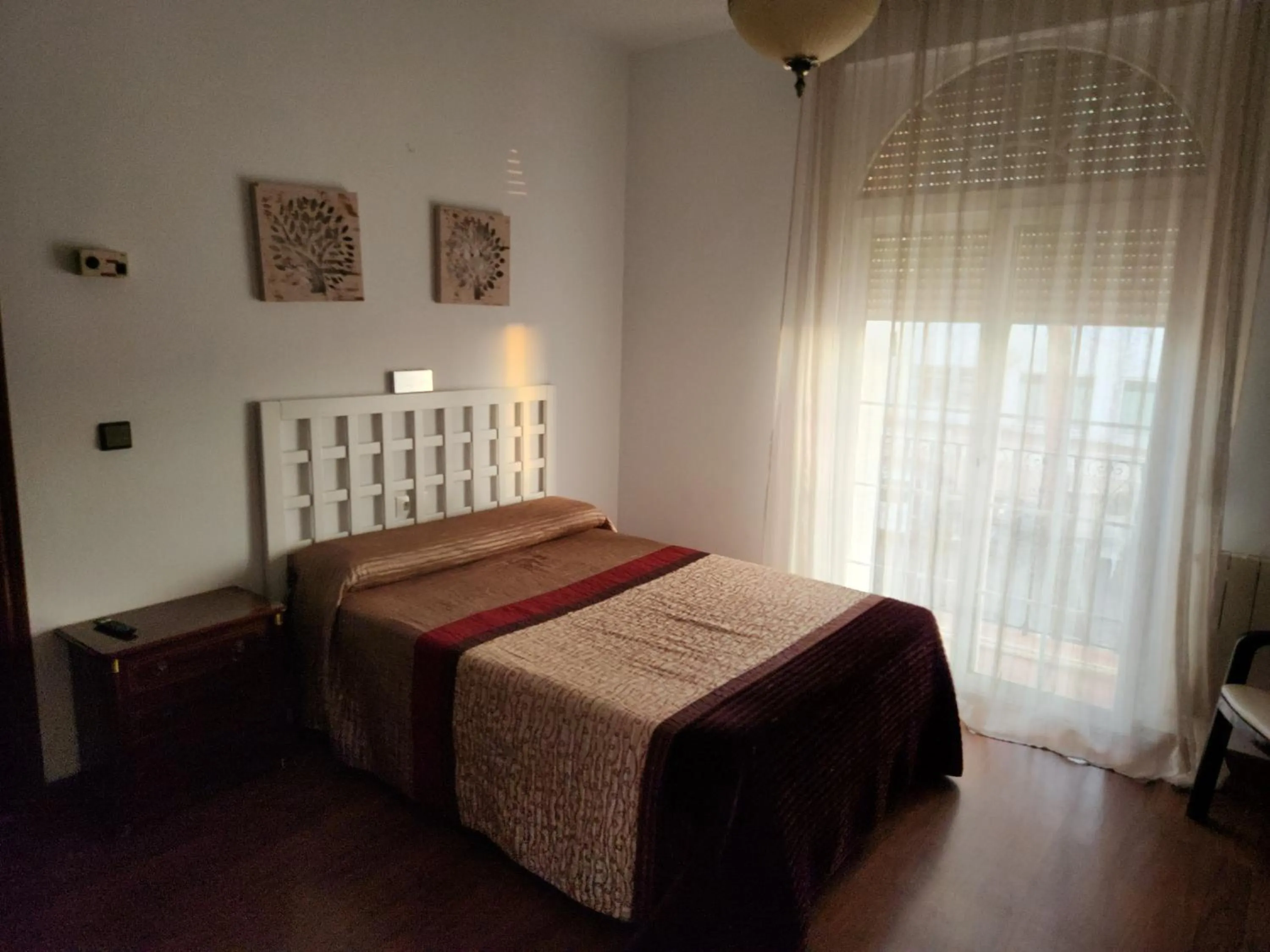 Photo of the whole room, Bed in Hotel Frijon