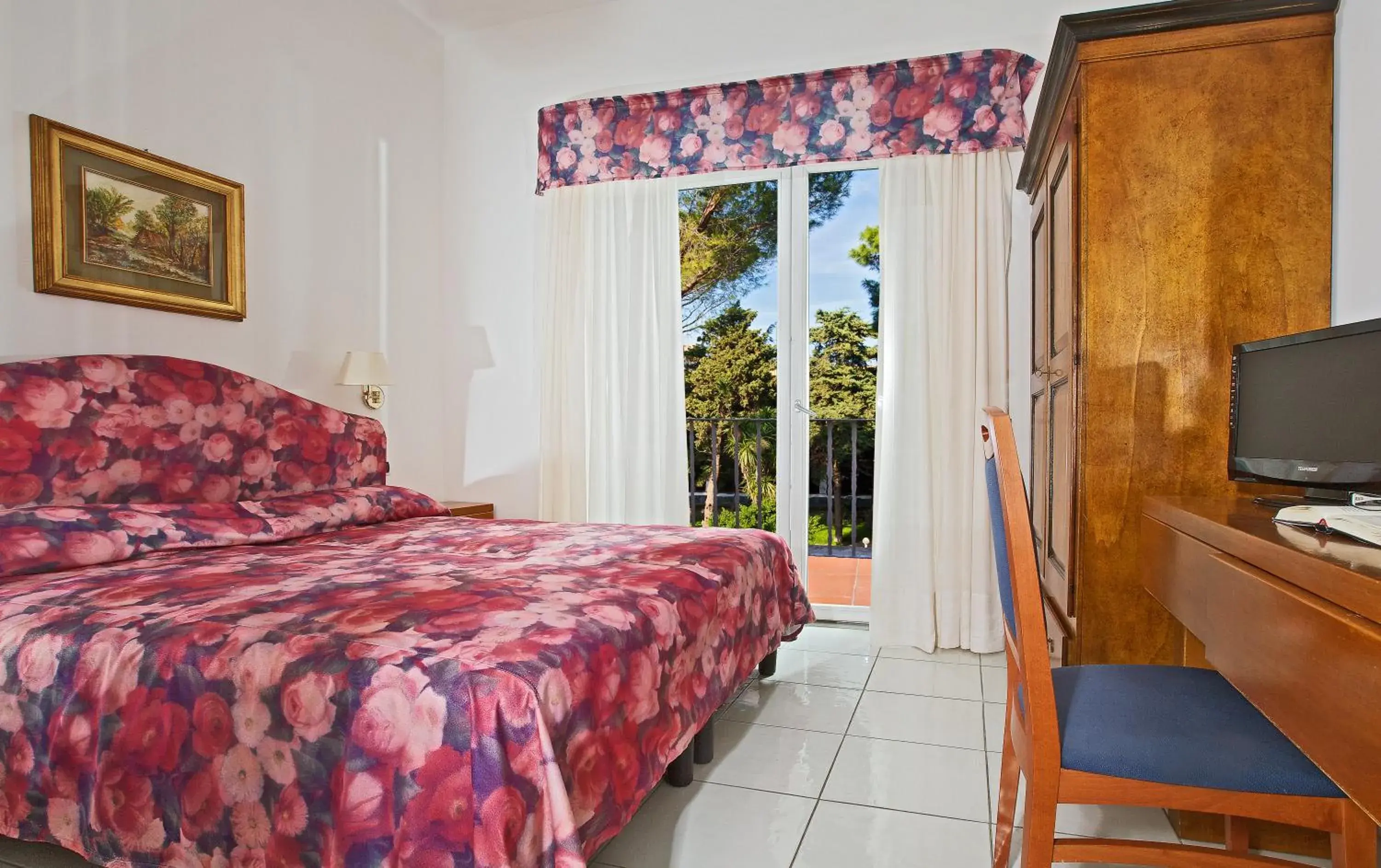 Bed in Hotel San Michele Bed in Hotel San Michele