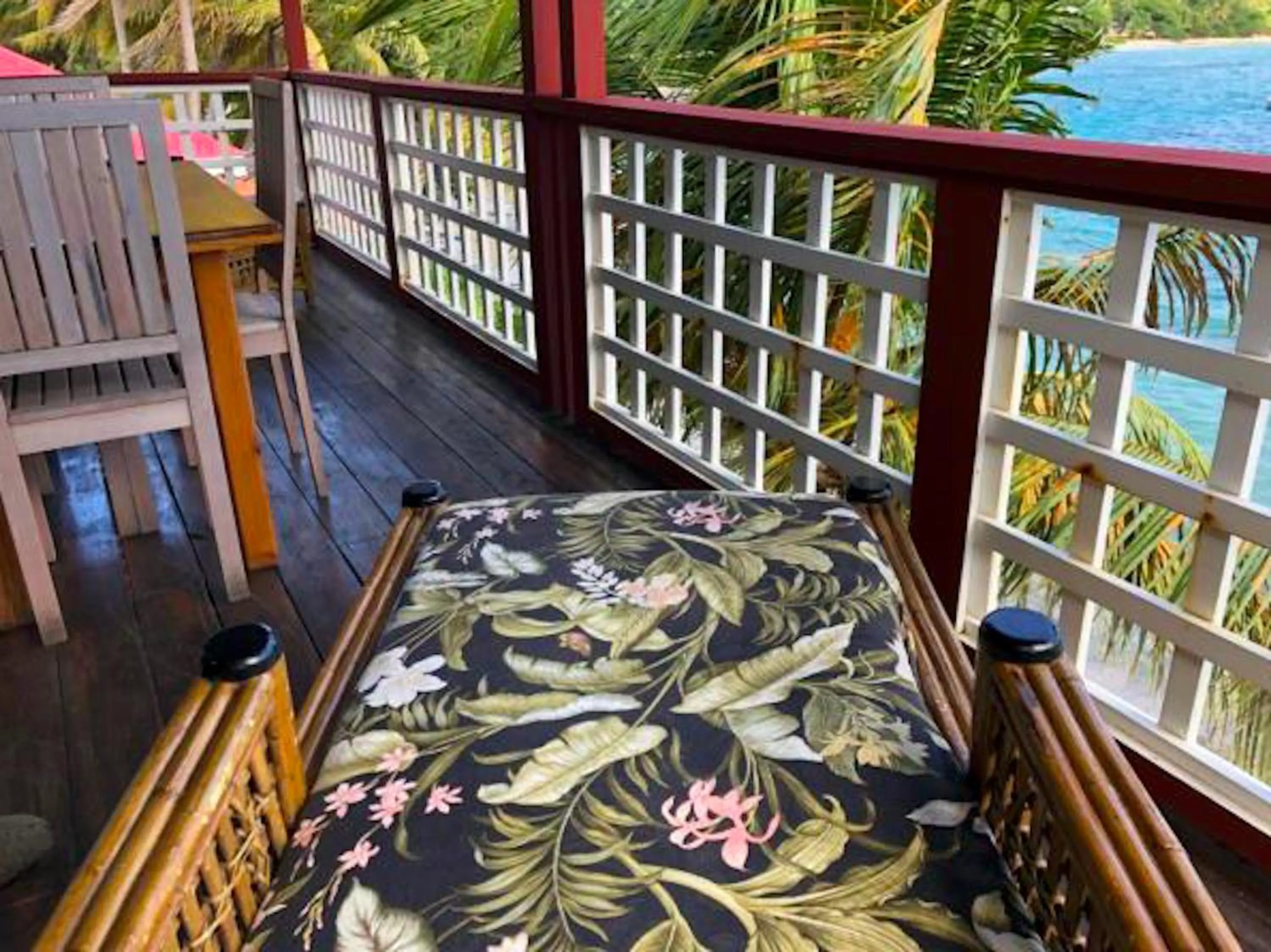 Balcony/Terrace, Bed in Bequia Beachfront Villas