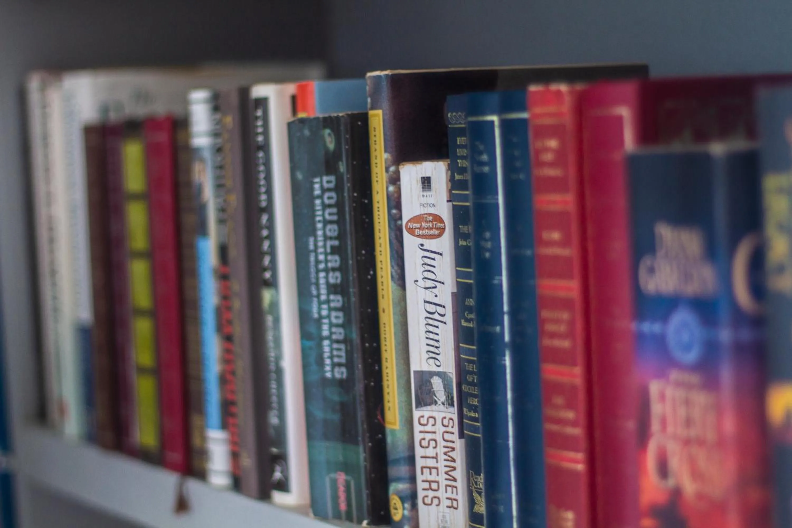 Library in Bequia Beachfront Villas