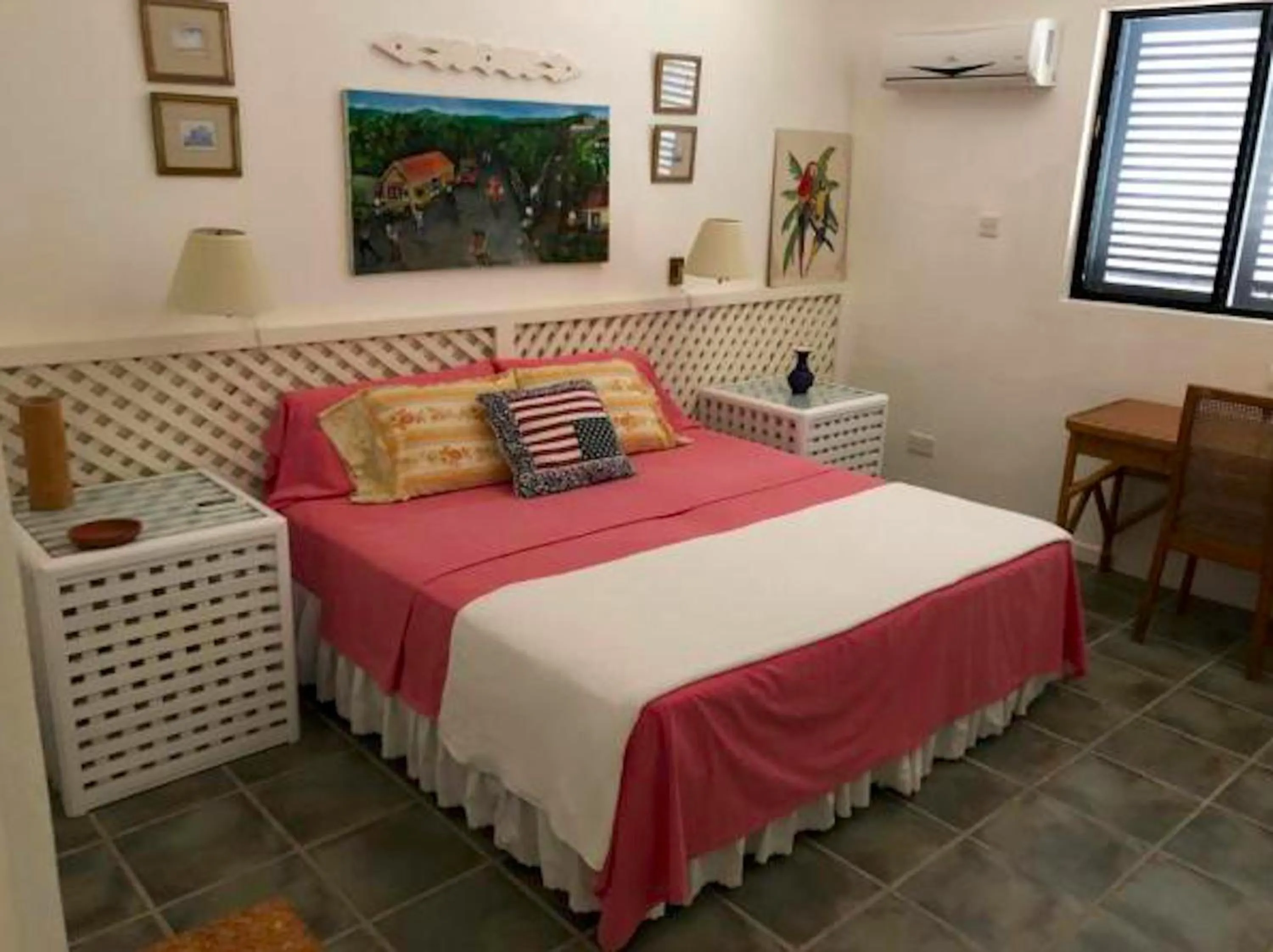 Bed in Bequia Beachfront Villas