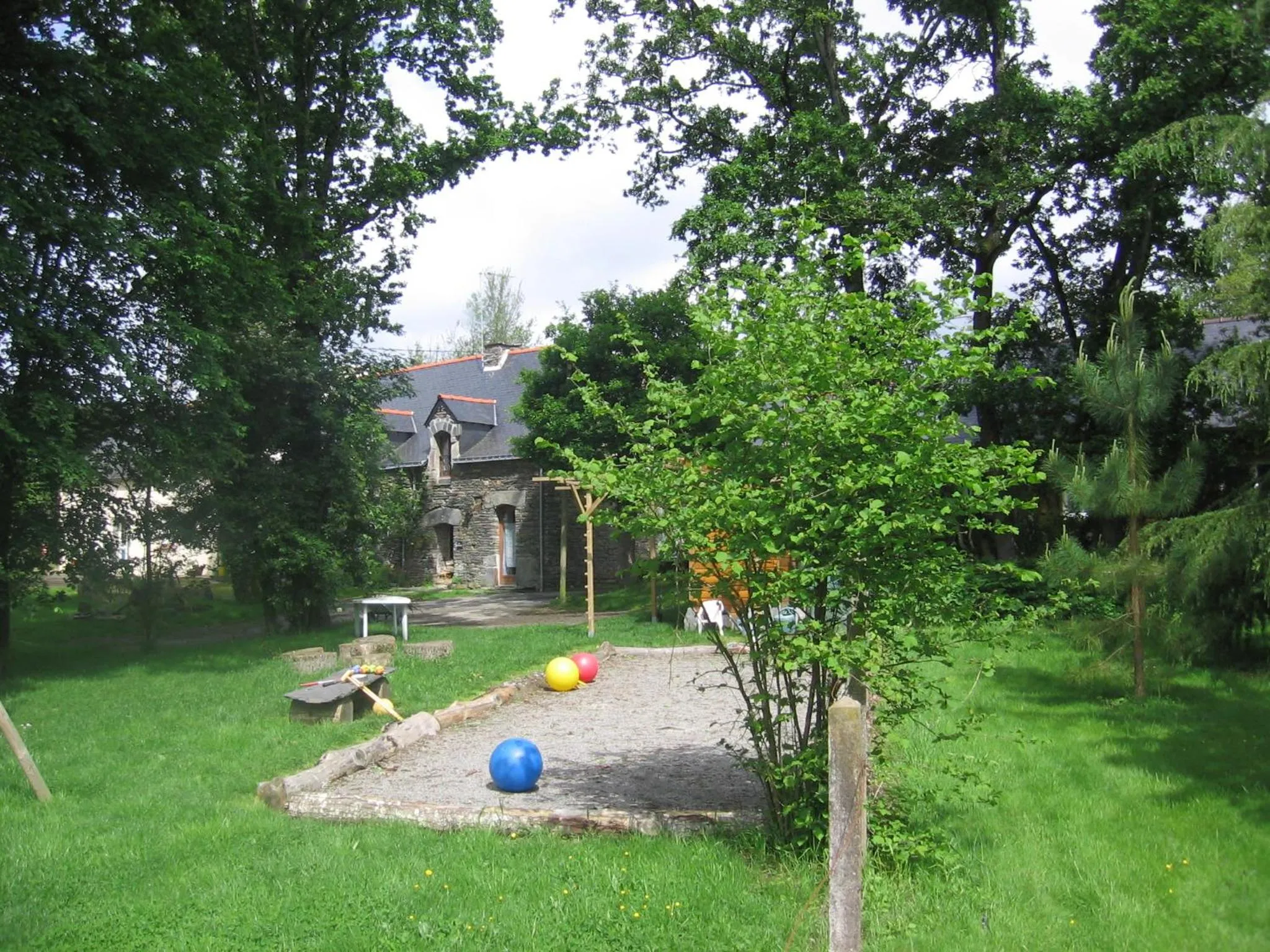 Children play ground in Le clos du Tay