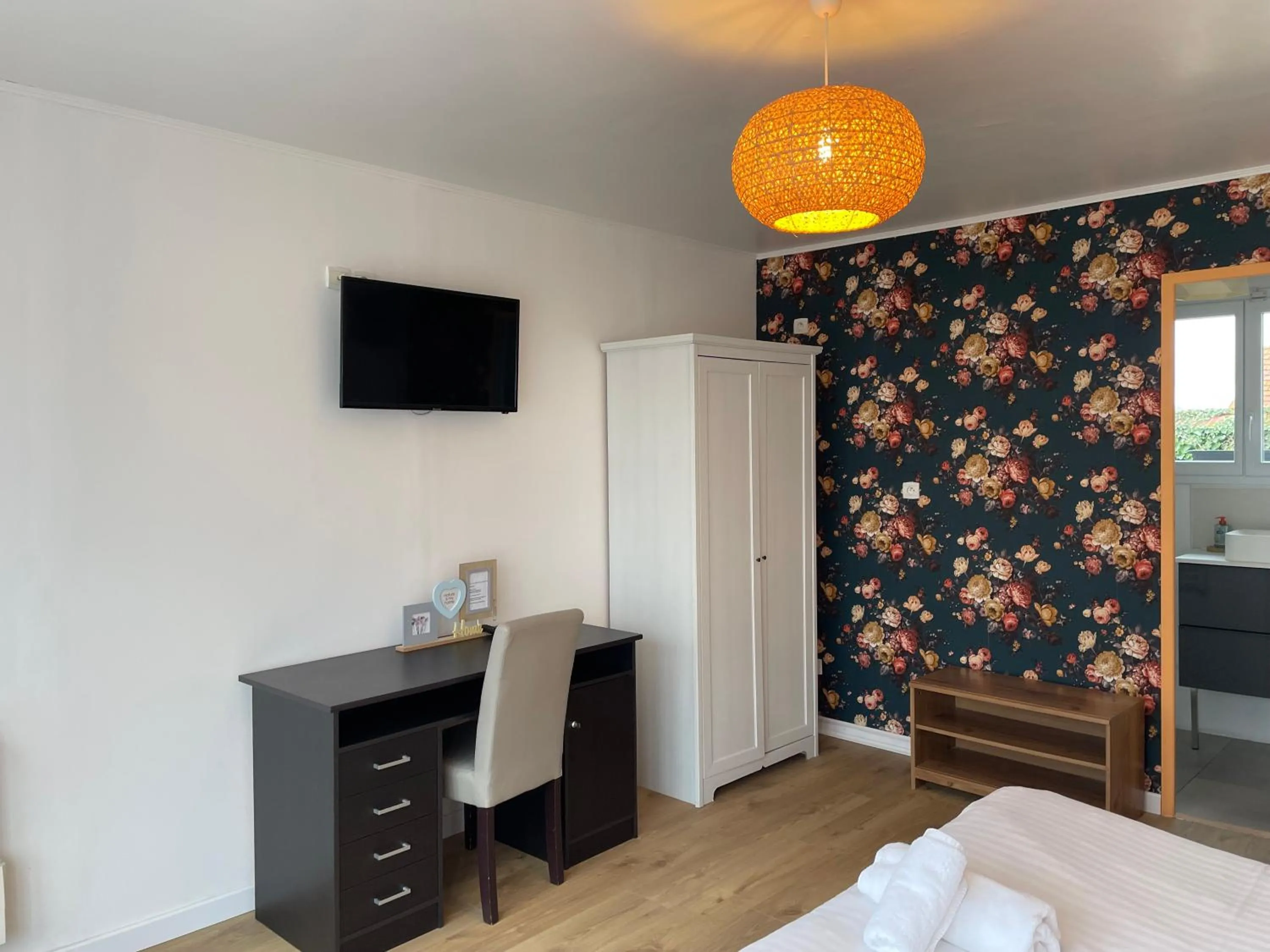 Bedroom, Bed in Manoir de la Houlette