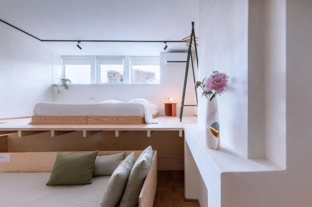 Bed in Violet Suites