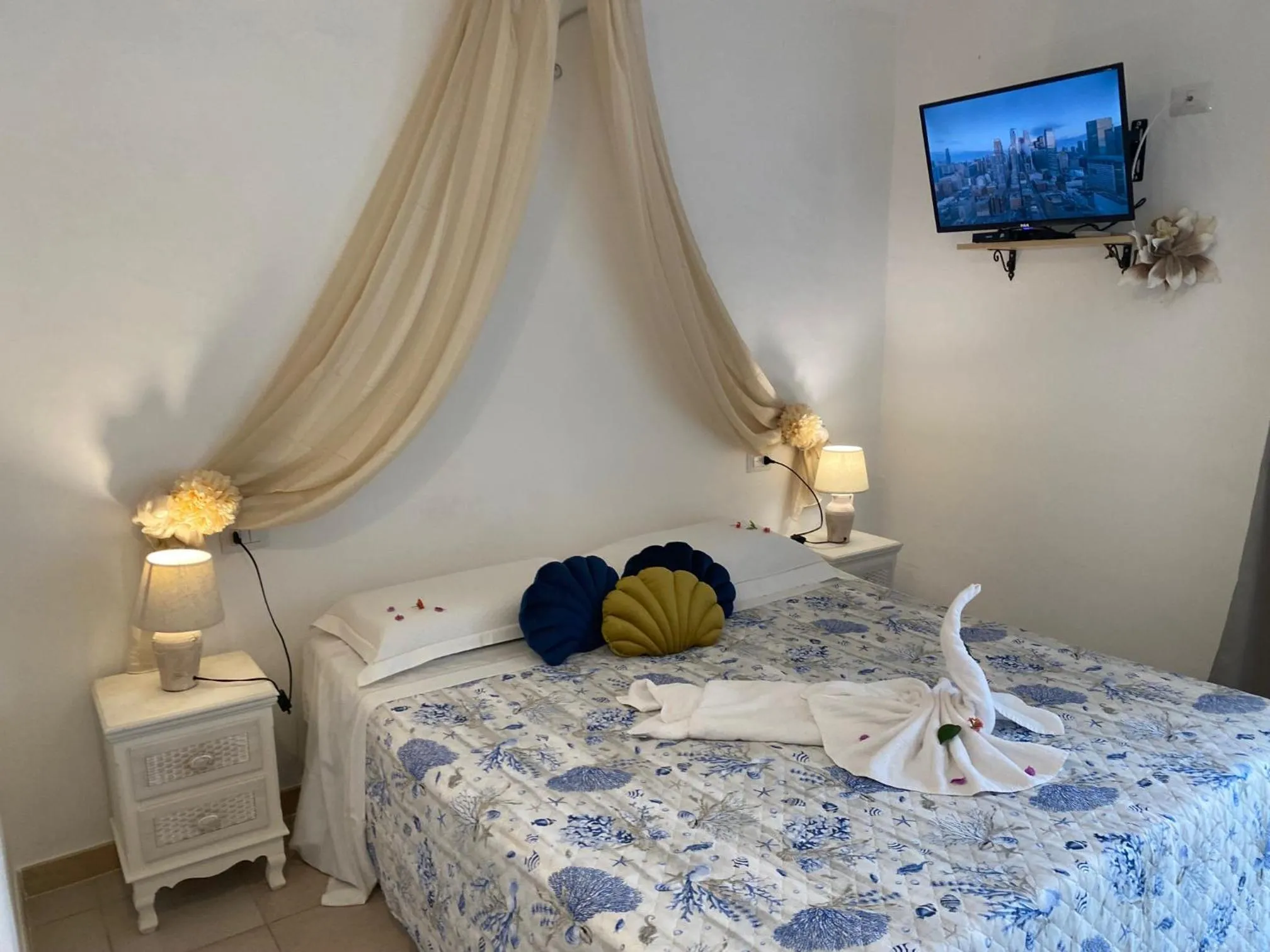 Small Double Room  in B&B Oltremare