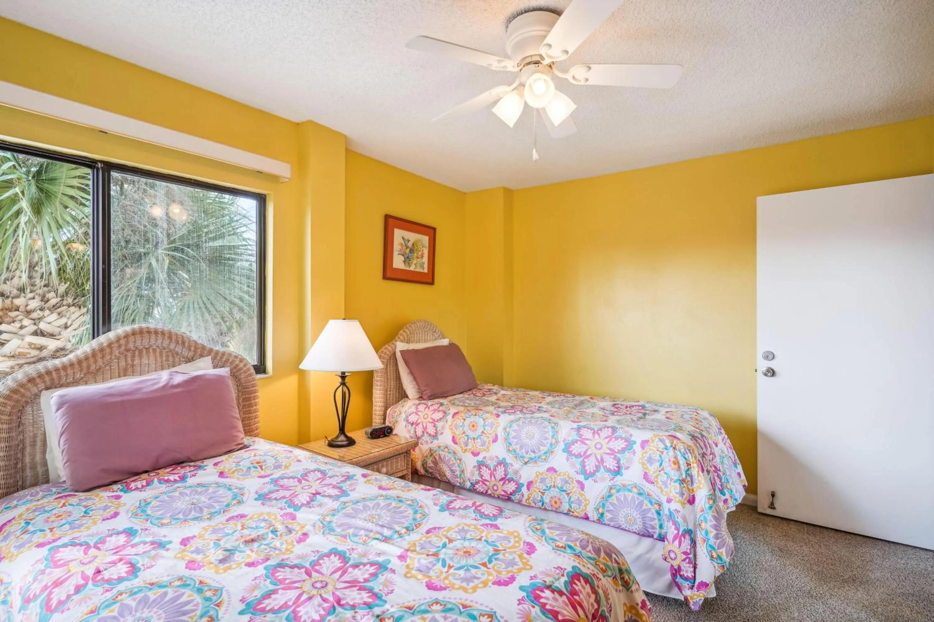 Bed in Land's End 1-307 Gulf View