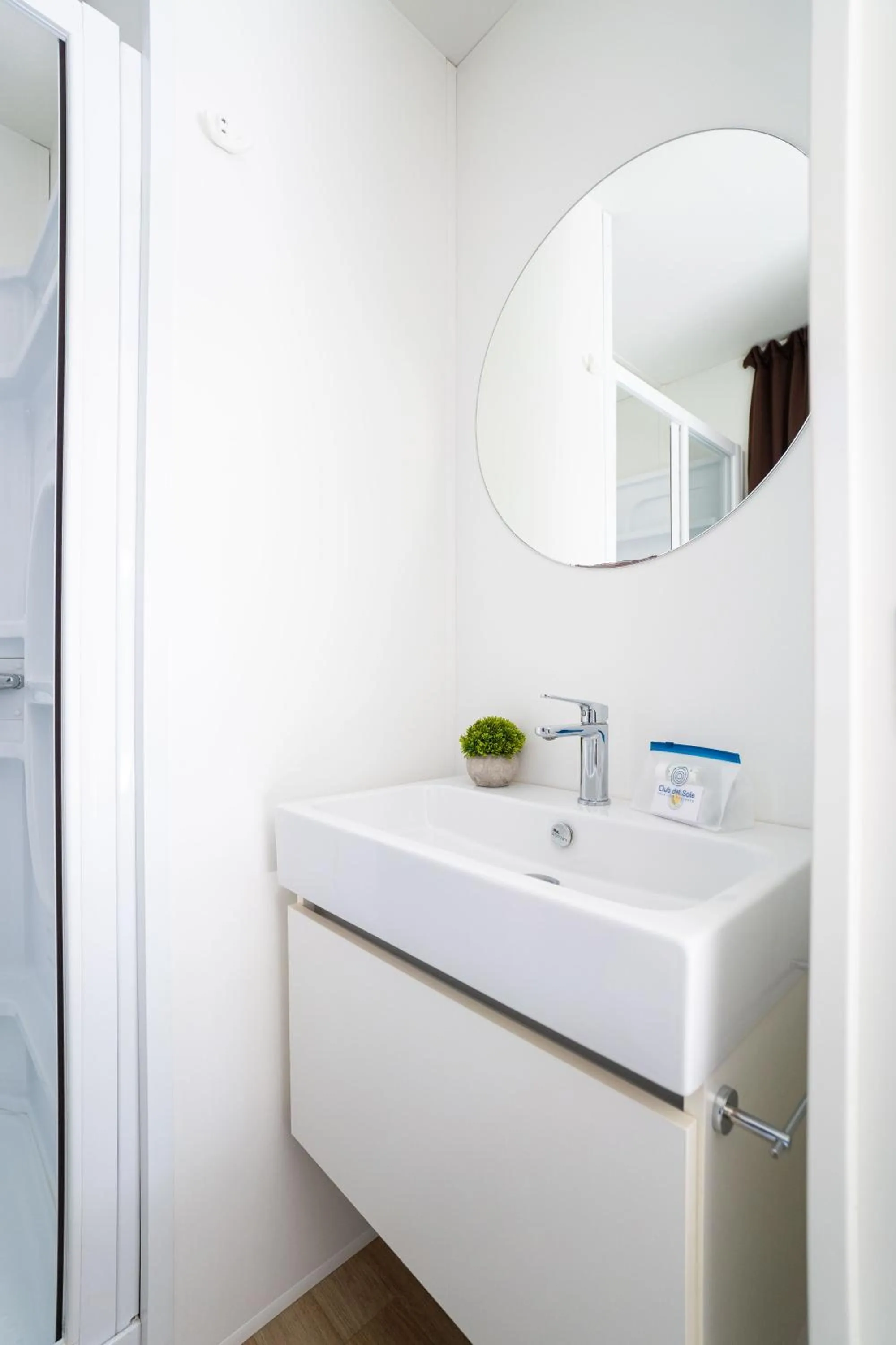 Bathroom in Club del Sole Marina Family Resort