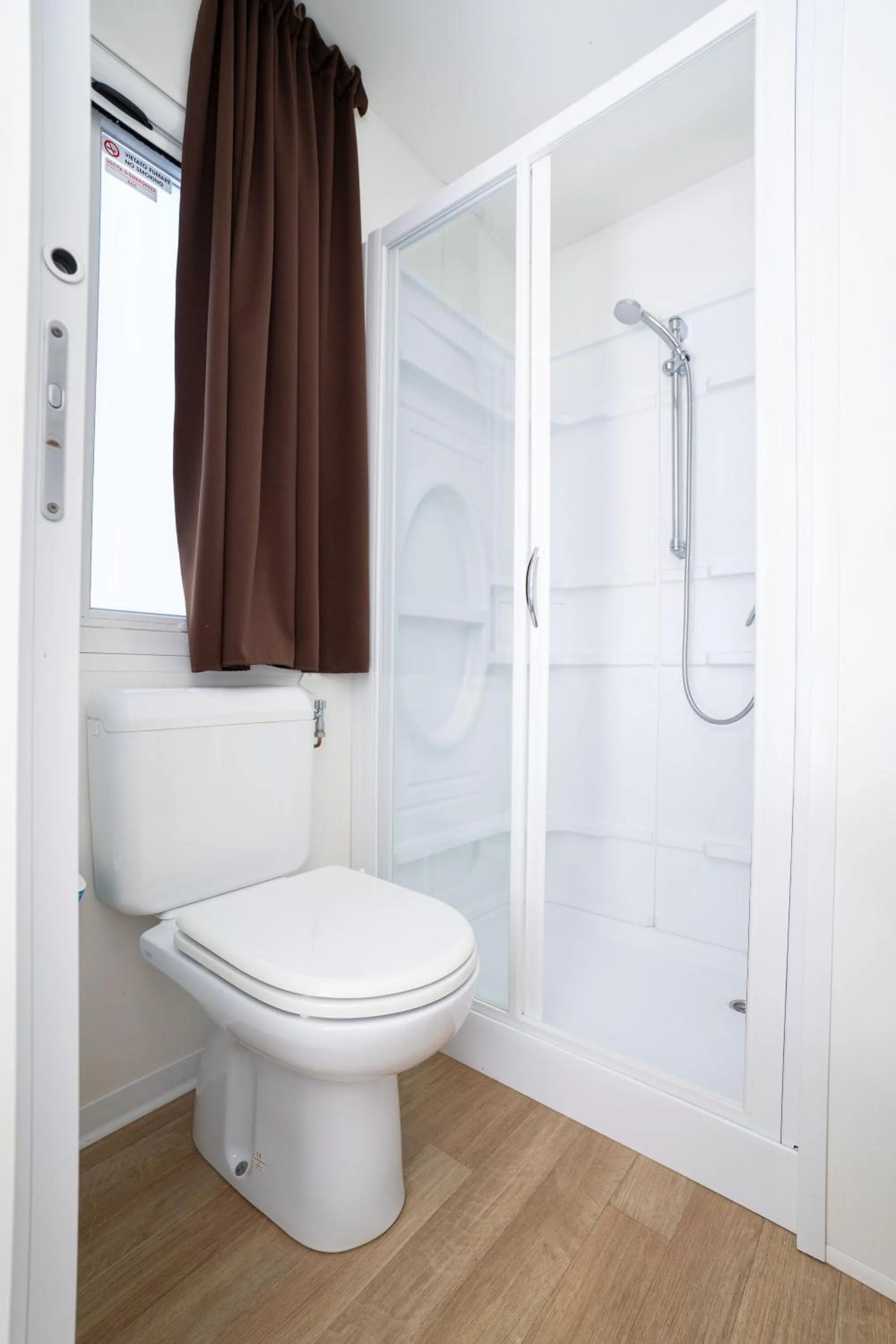 Bathroom in Club del Sole Marina Family Resort