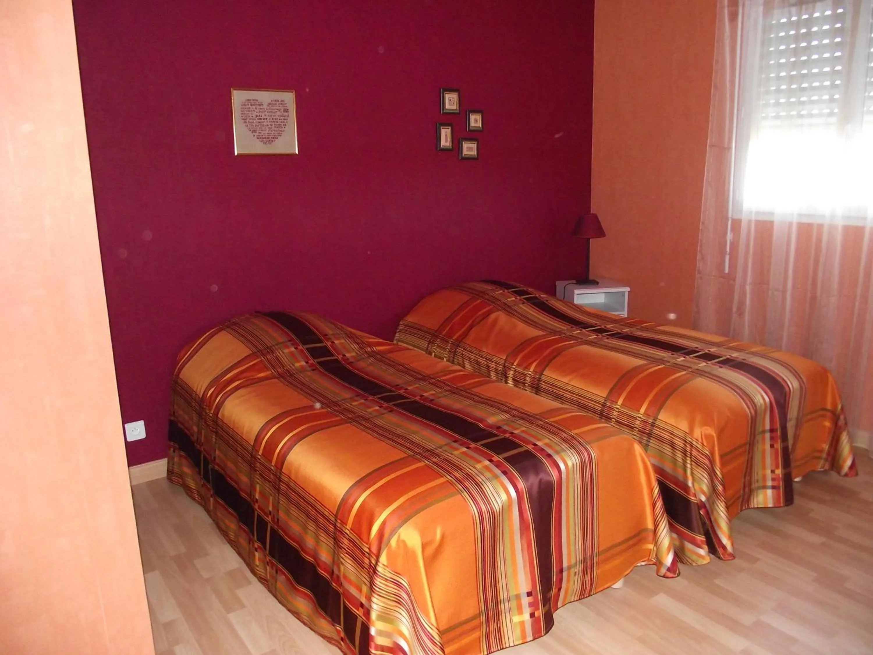 Photo of the whole room, Bed in Acaba d'Entrar