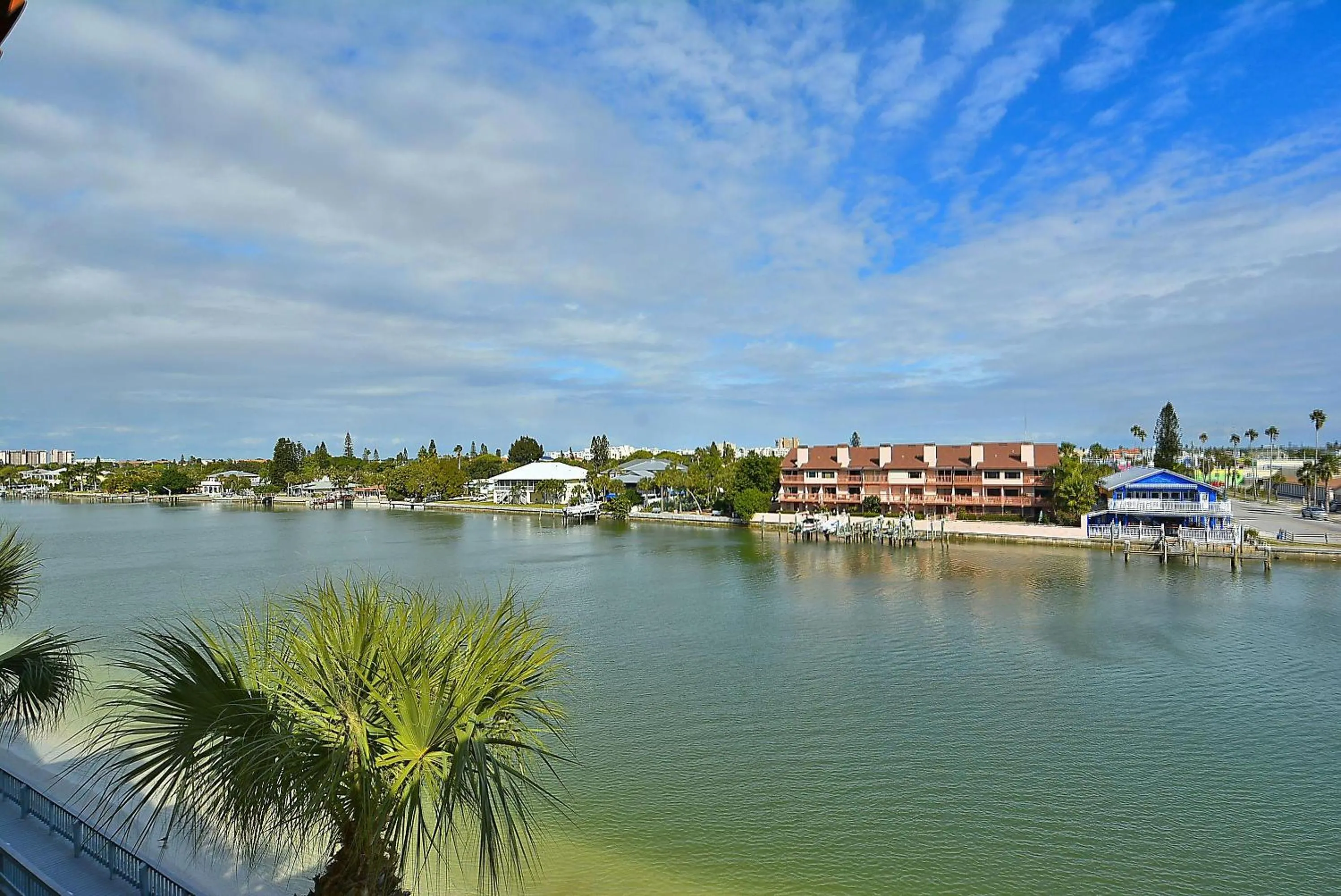 Land's End 3-404 Bay Front