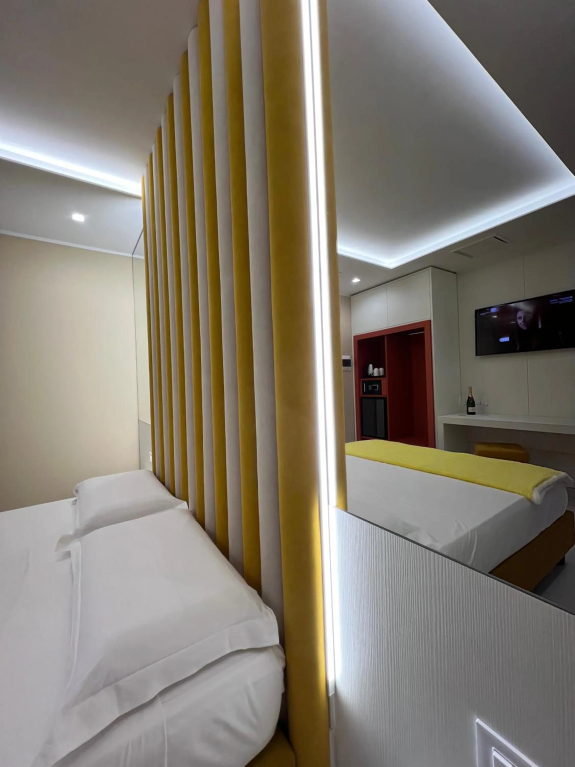 Bed in Hotel Smeraldo