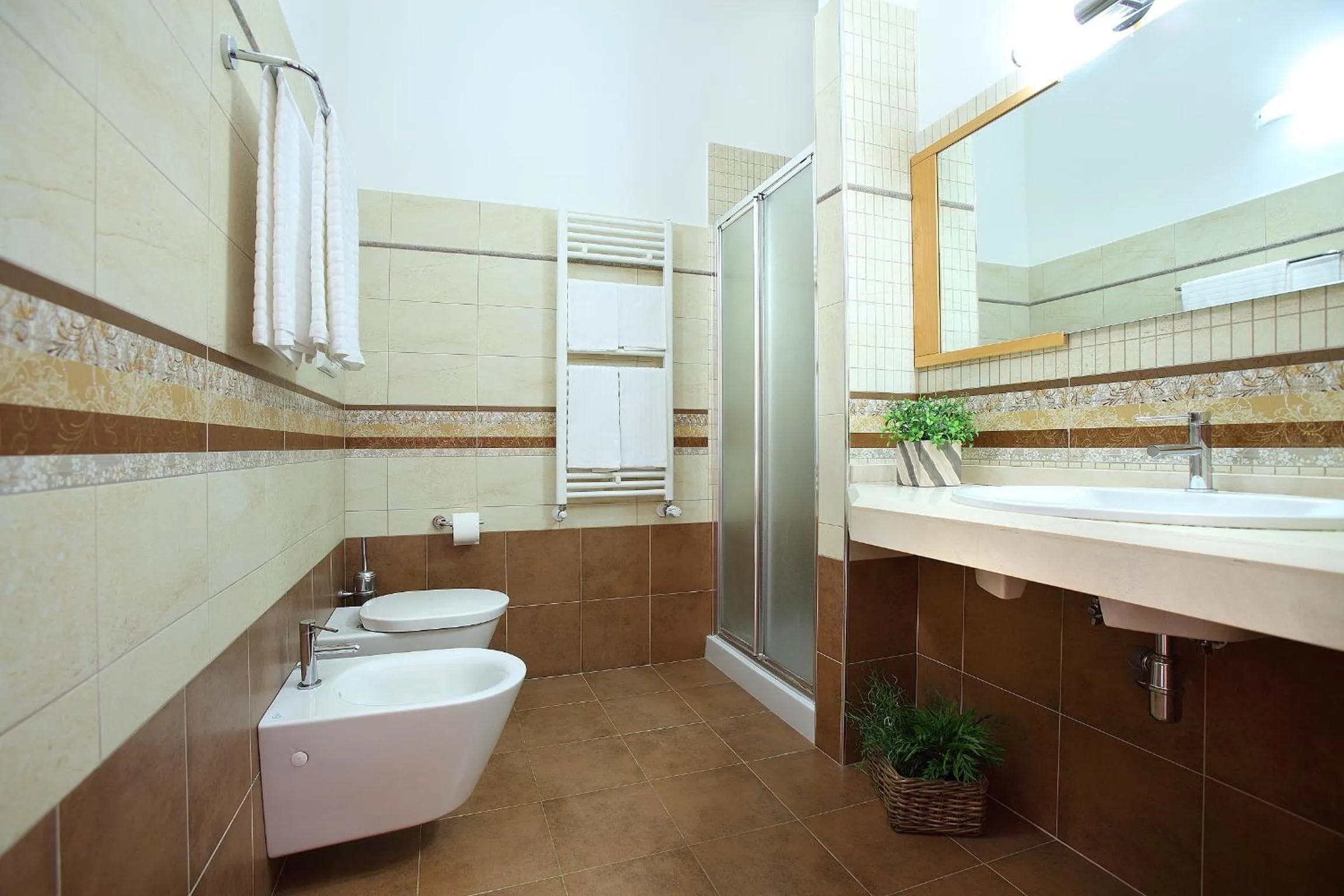 Shower in Hotel Scoglio Degli Achei