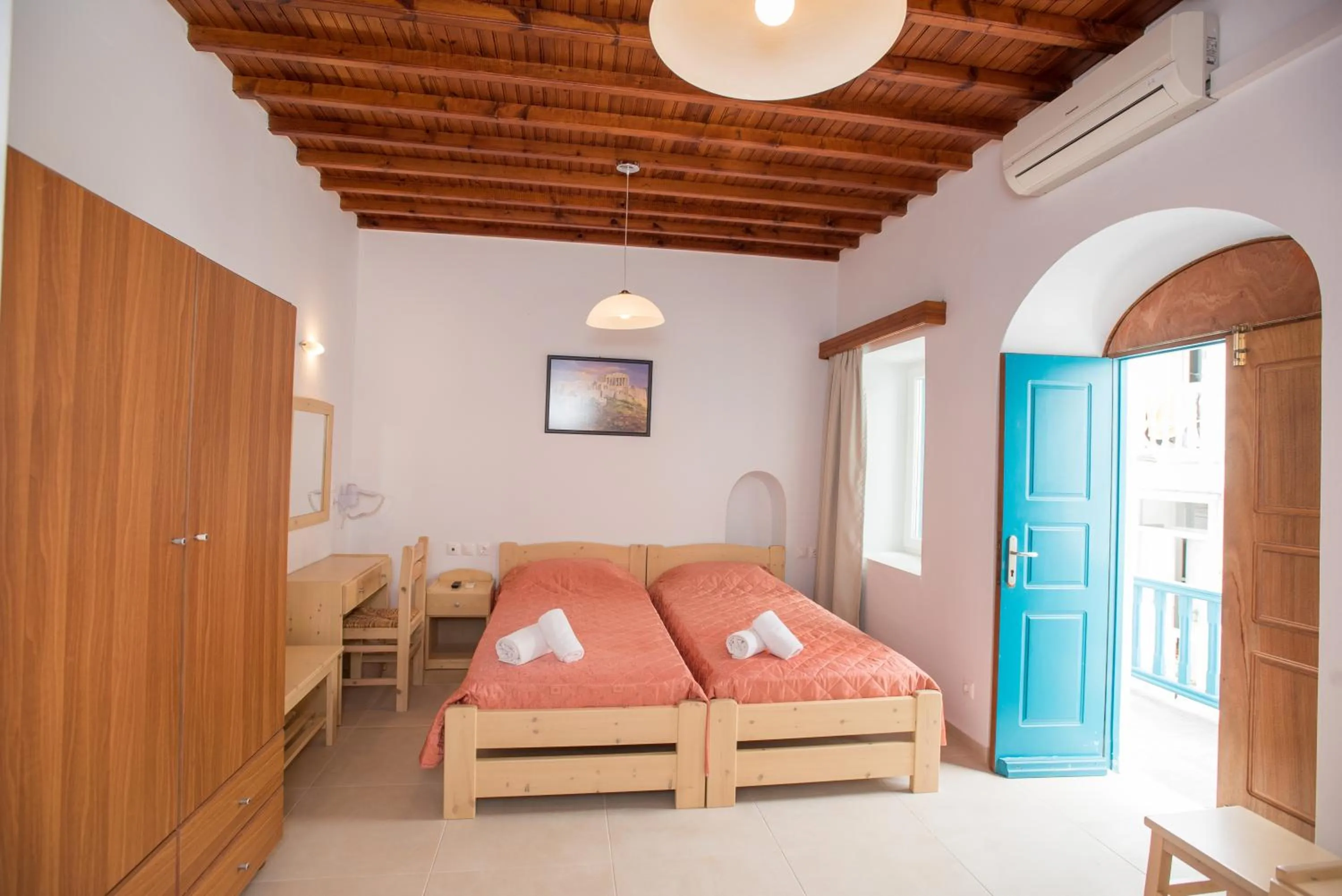 Text overlay, Bed in Florance Apartments & Rooms