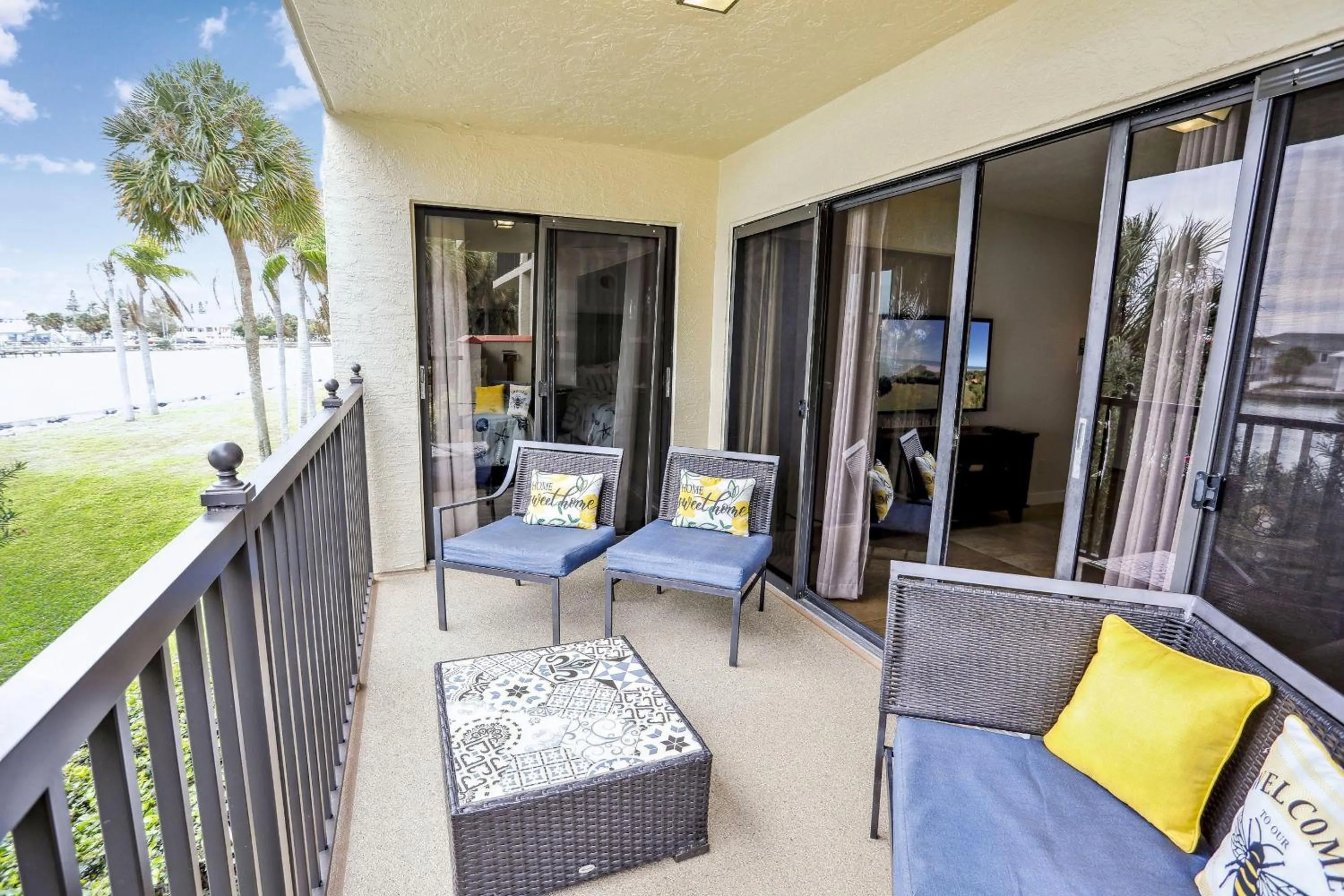 Land's End 1-208 Bay Front - Premier