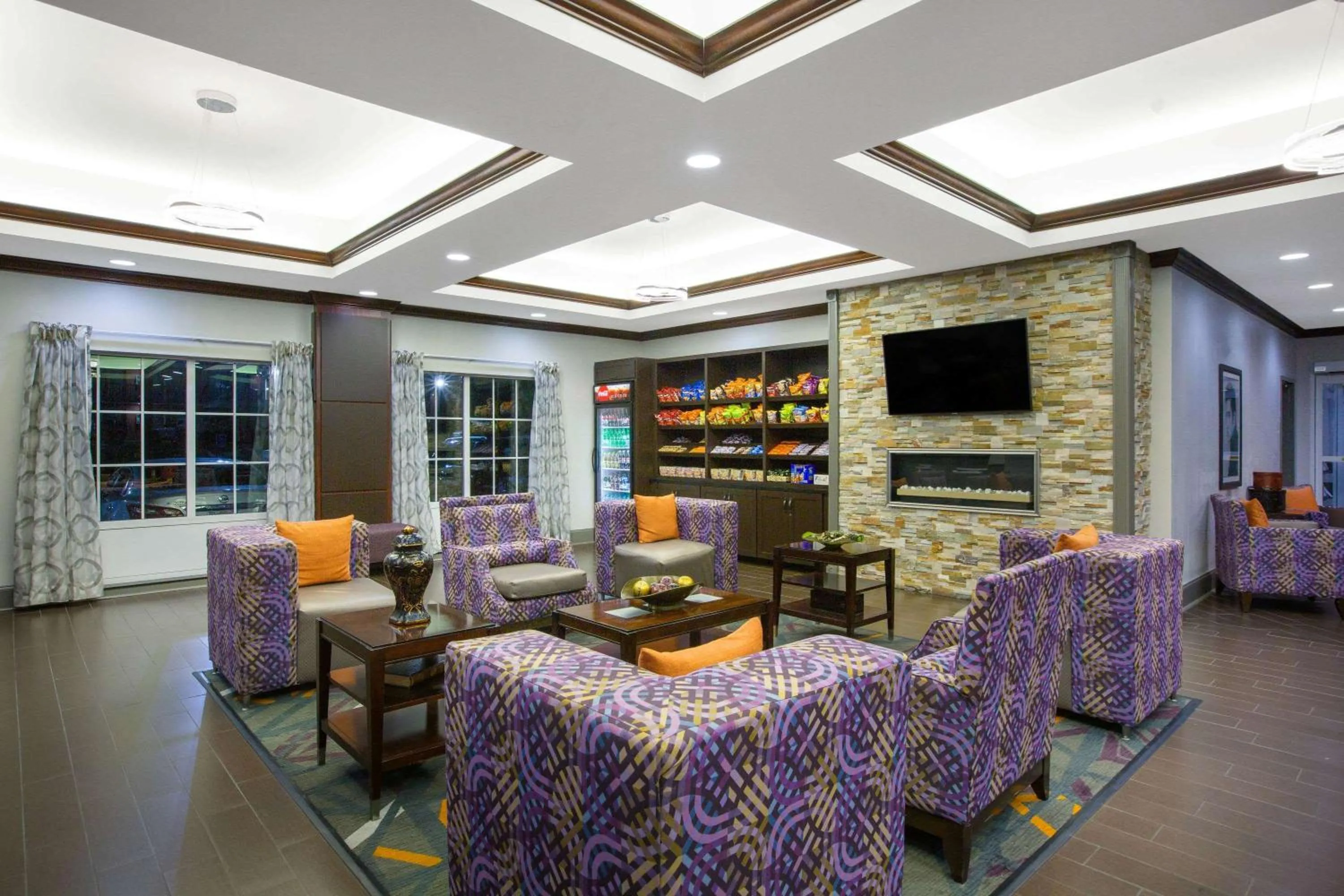 Lobby or reception in La Quinta by Wyndham Tupelo