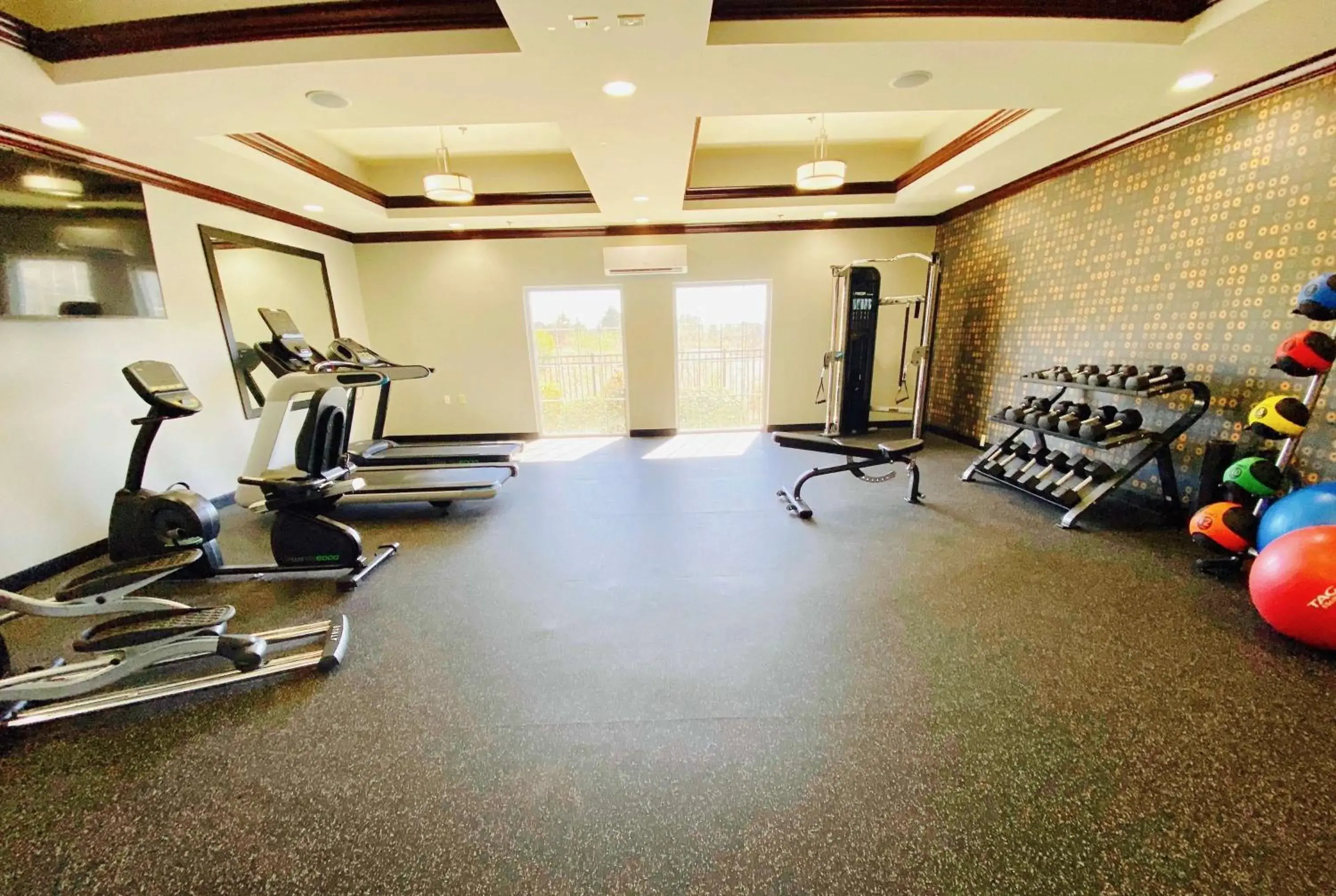 Fitness centre/facilities in La Quinta by Wyndham Tupelo Fitness centre/facilities in La Quinta by Wyndham Tupelo