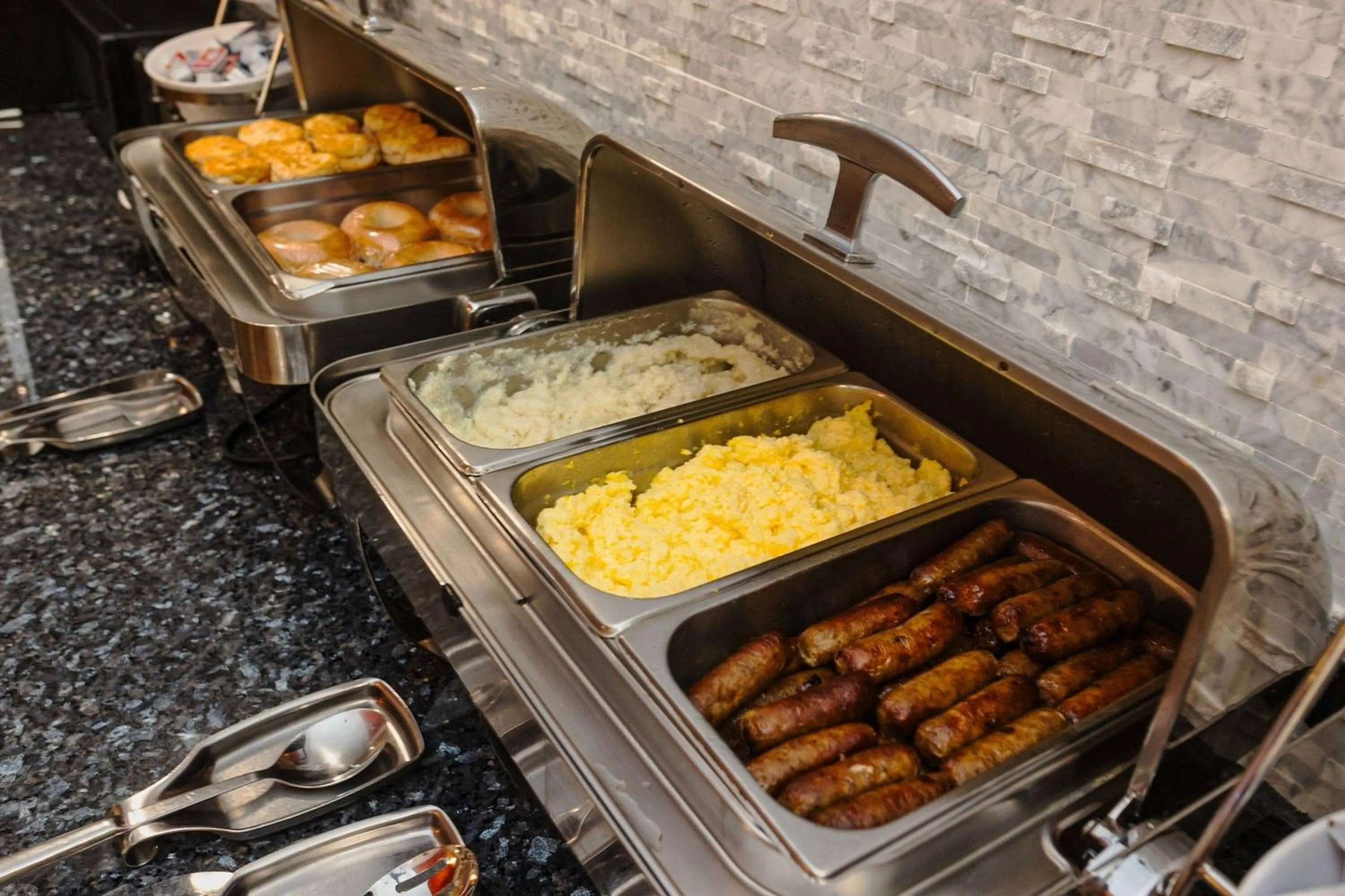 Breakfast in La Quinta by Wyndham Starkville at MSU