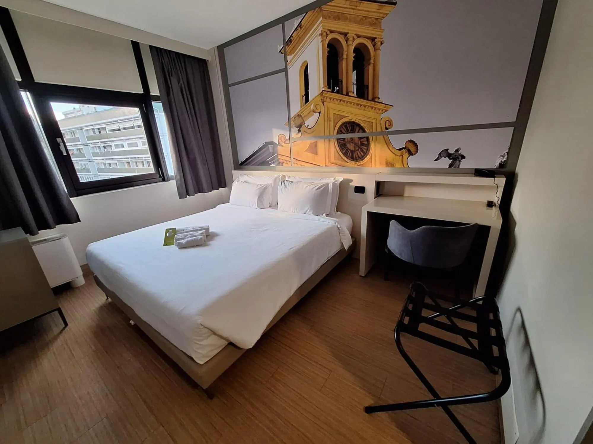 Photo of the whole room, Bed in B&B Hotel Udine