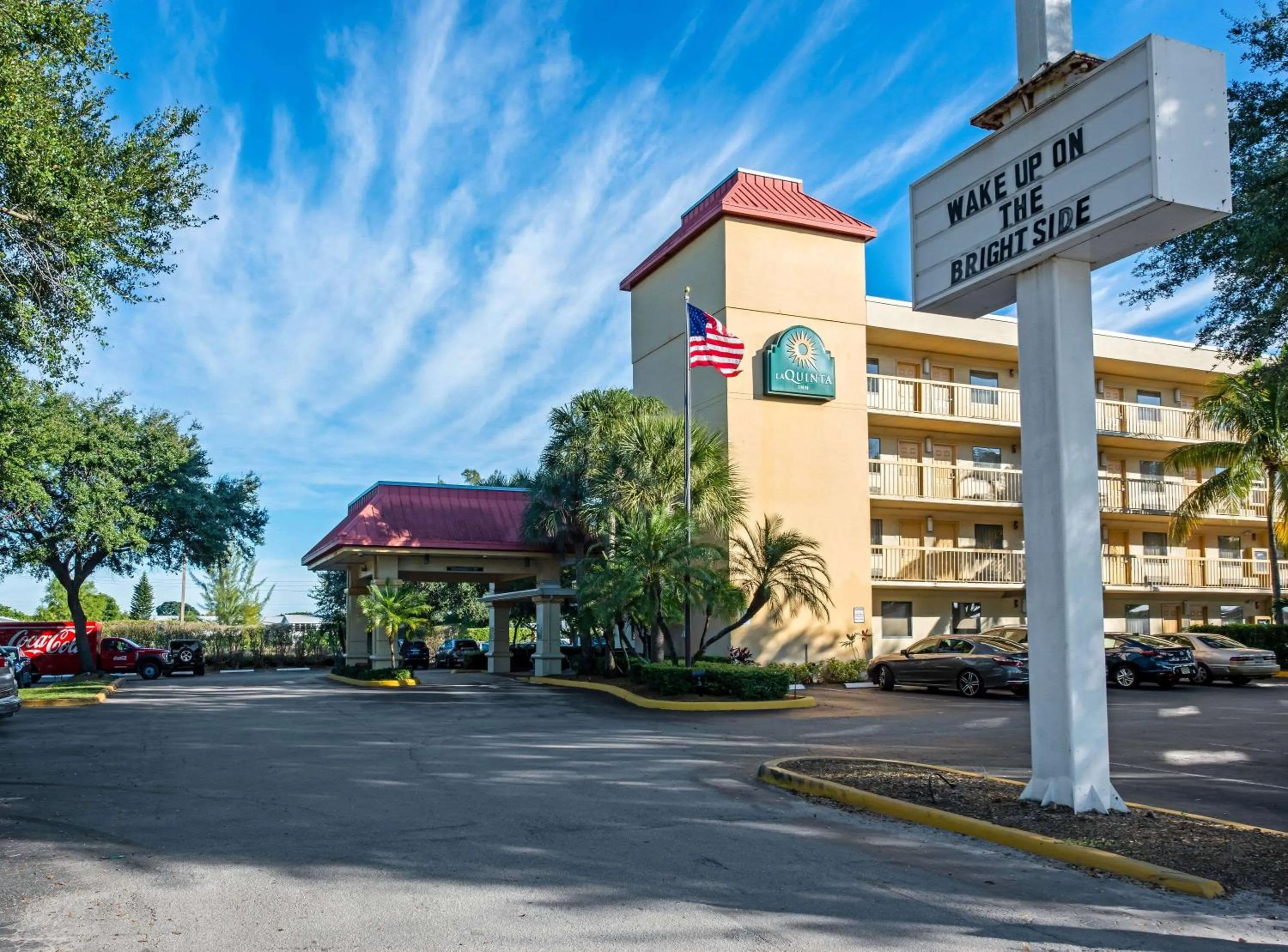 Property building in La Quinta Inn by Wyndham West Palm Beach - Florida Turnpike