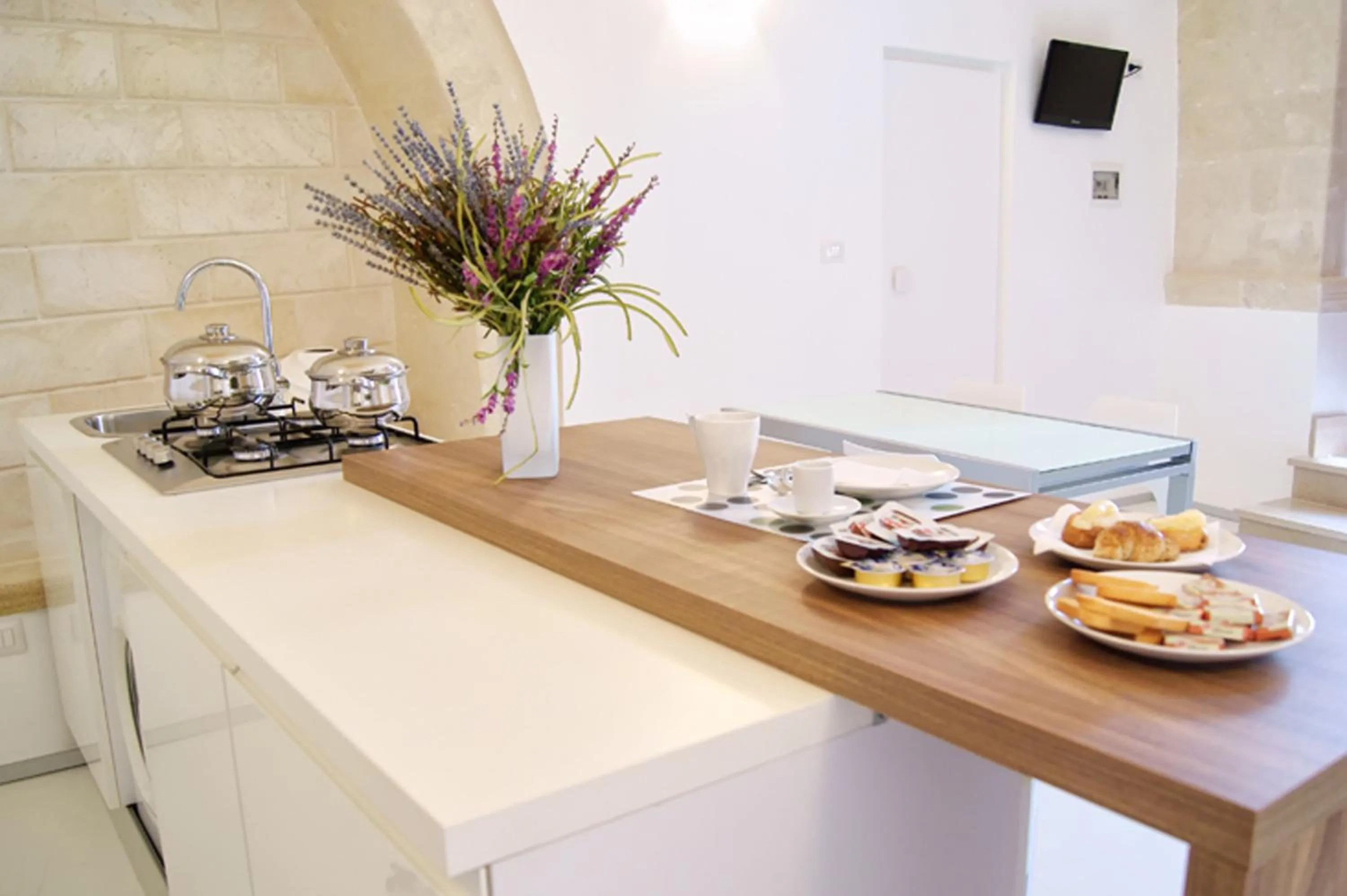 Dining area in B & B Sotto la Volta