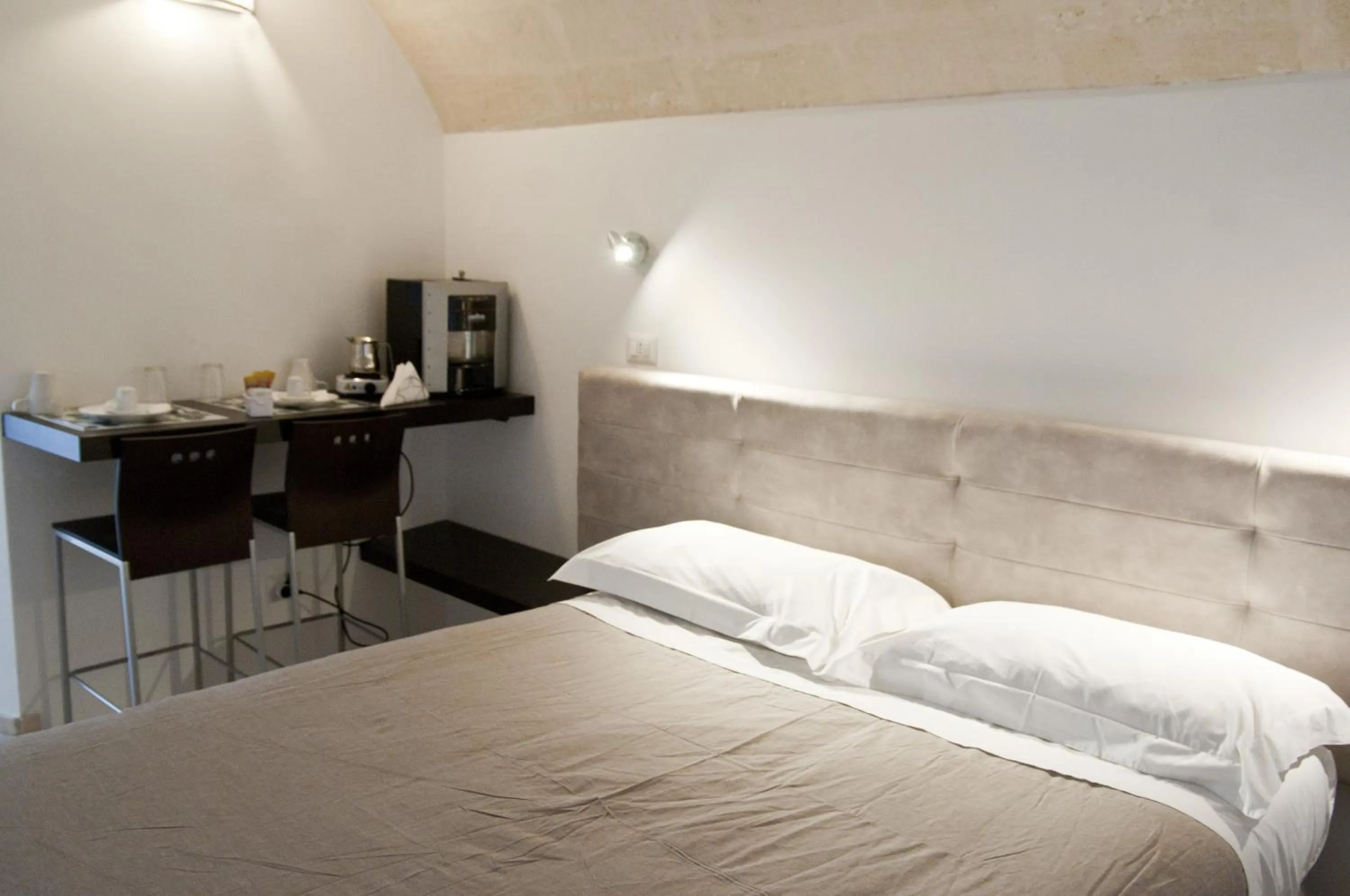 Photo of the whole room, Bed in B & B Sotto la Volta