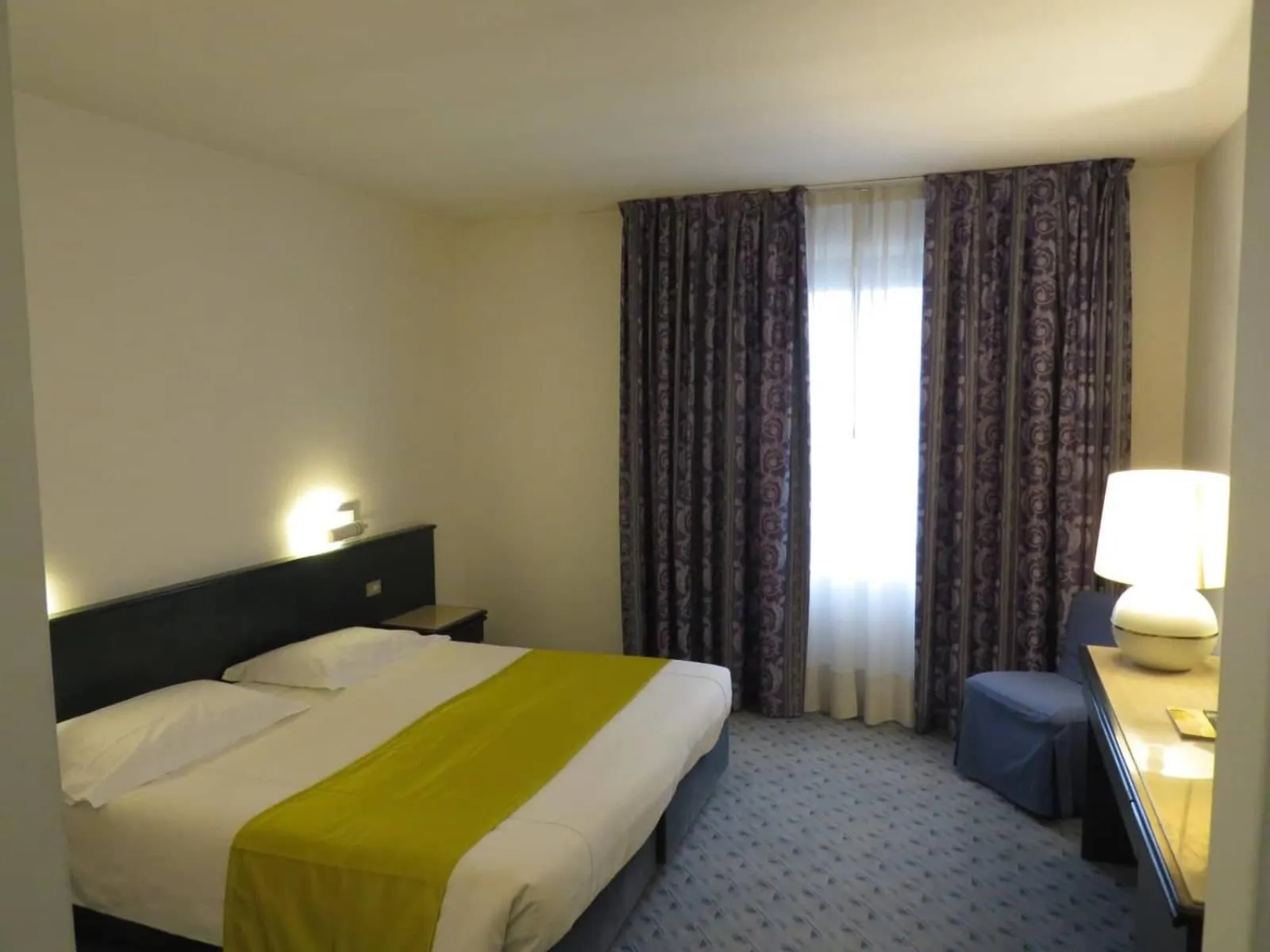 Bed in Hotel Turandot