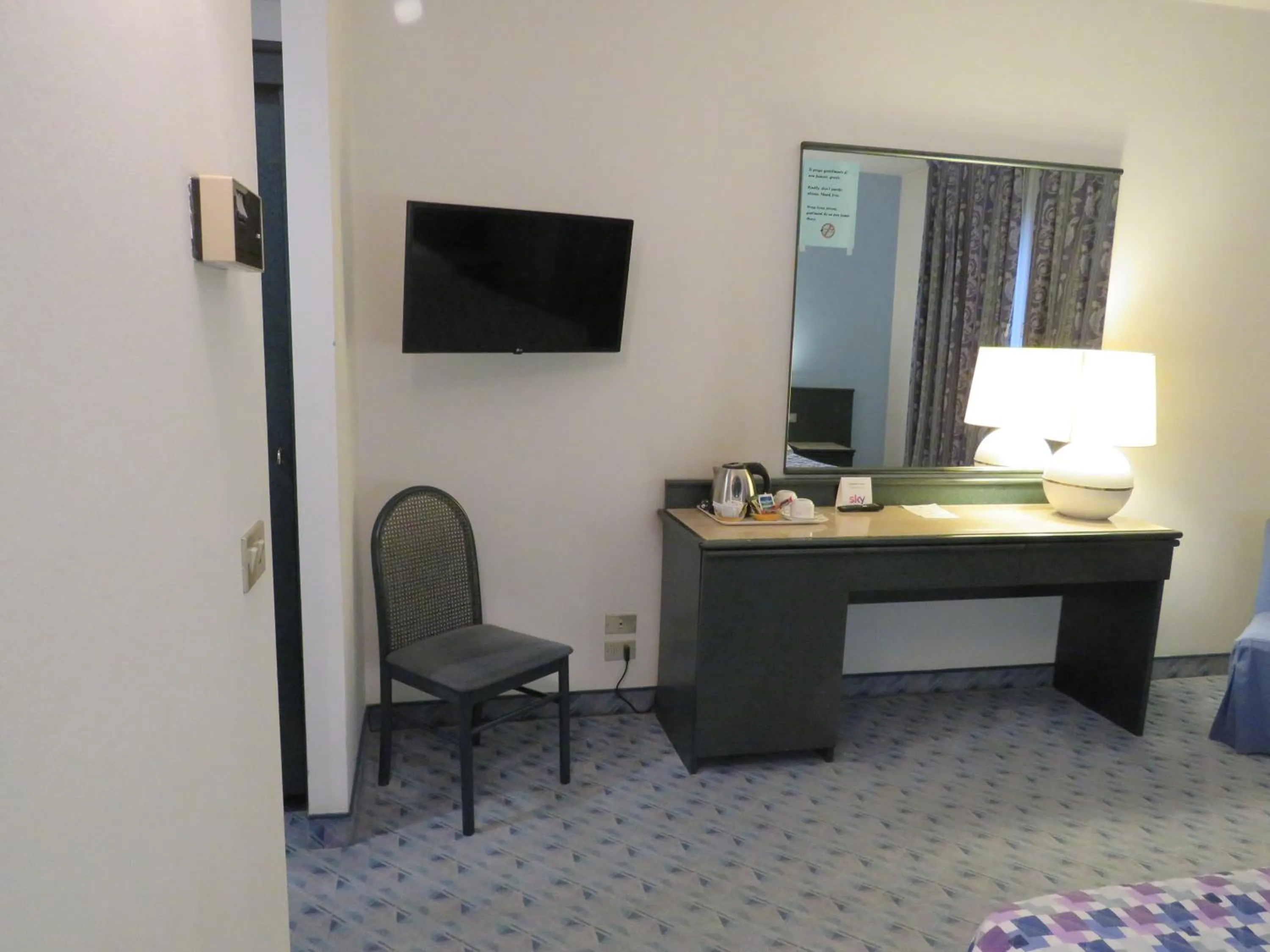 Photo of the whole room in Hotel Turandot