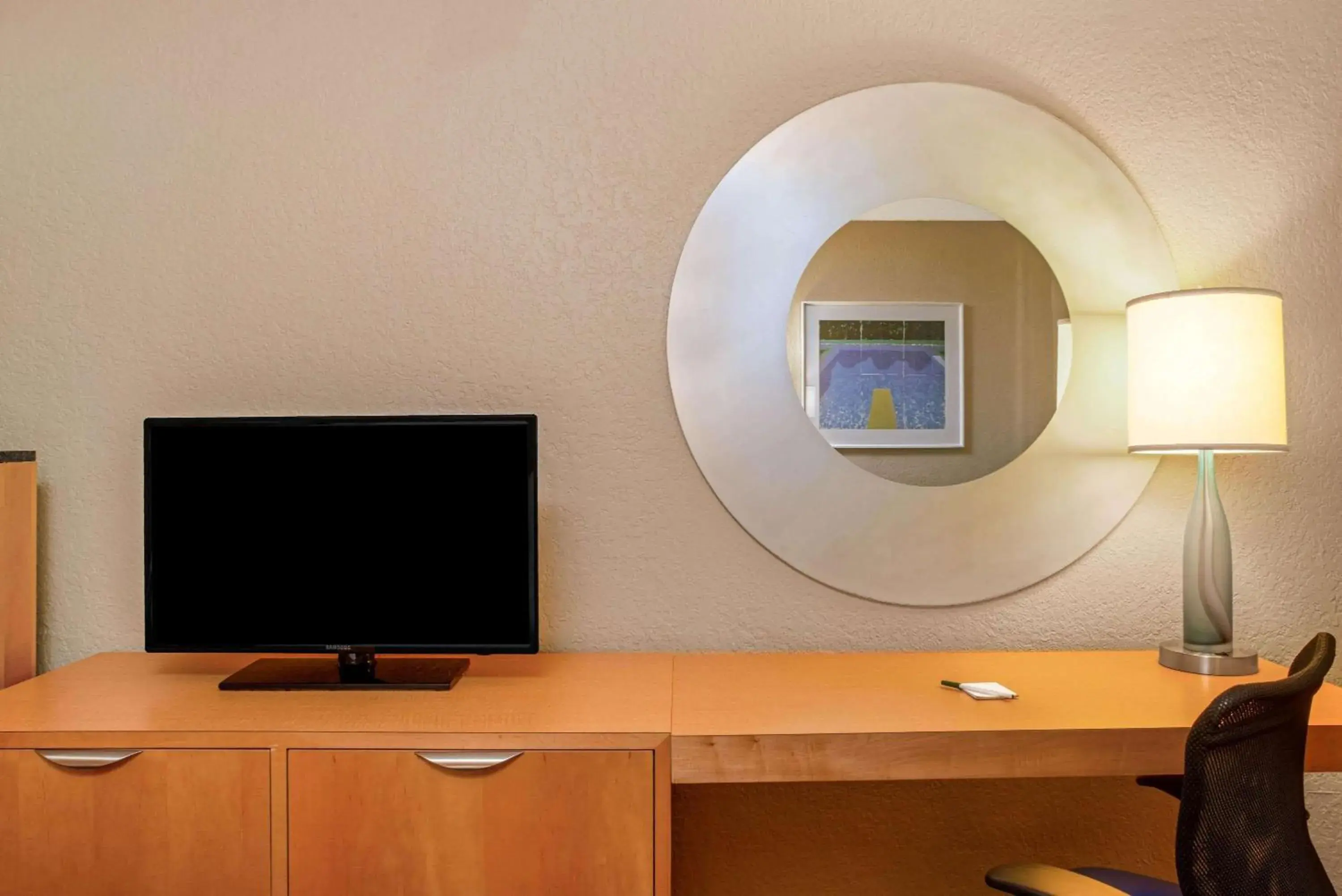 Photo of the whole room in La Quinta by Wyndham Coral Springs South Photo of the whole room in La Quinta by Wyndham Coral Springs South