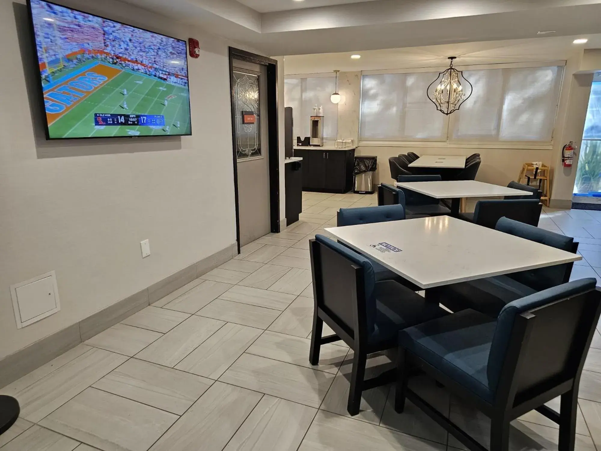 Breakfast in La Quinta I-95 Deerfield Beach - Next to The Home Depot & Behind The Wawa Breakfast in La Quinta I-95 Deerfield Beach - Next to The Home Depot & Behind The Wawa