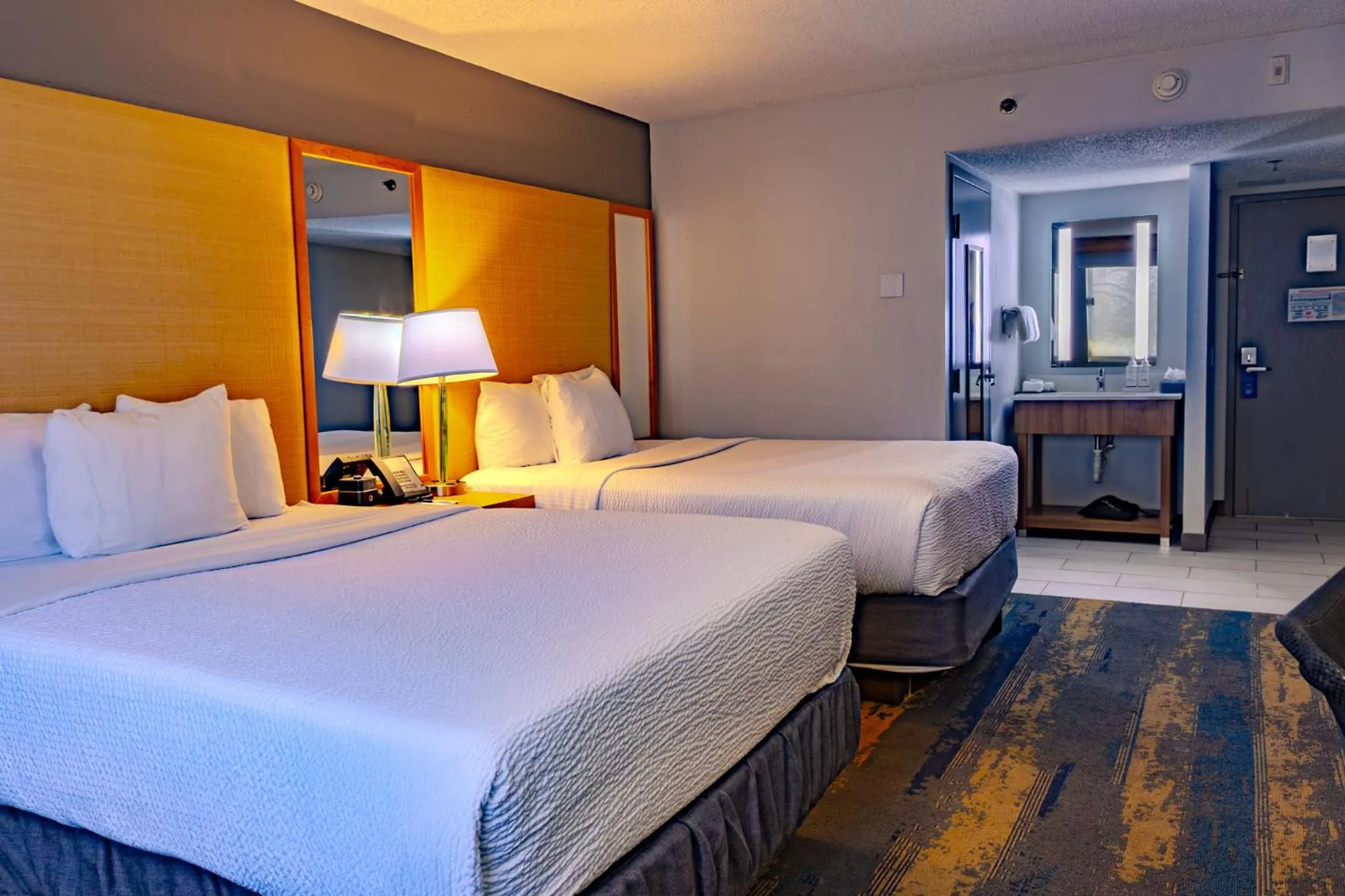 Bed in La Quinta by Wyndham Sarasota Downtown