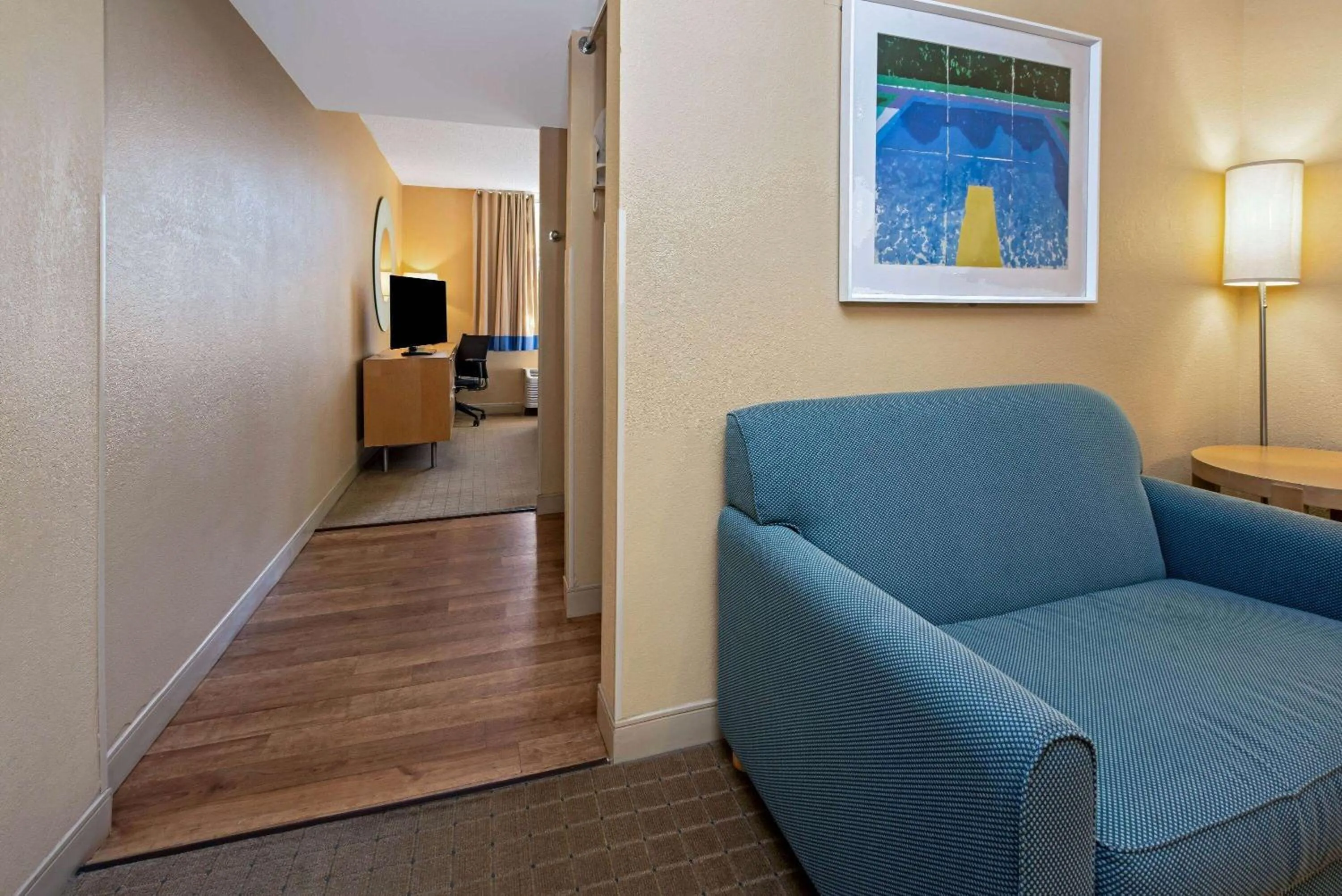 Bed in La Quinta by Wyndham West Palm Beach Airport