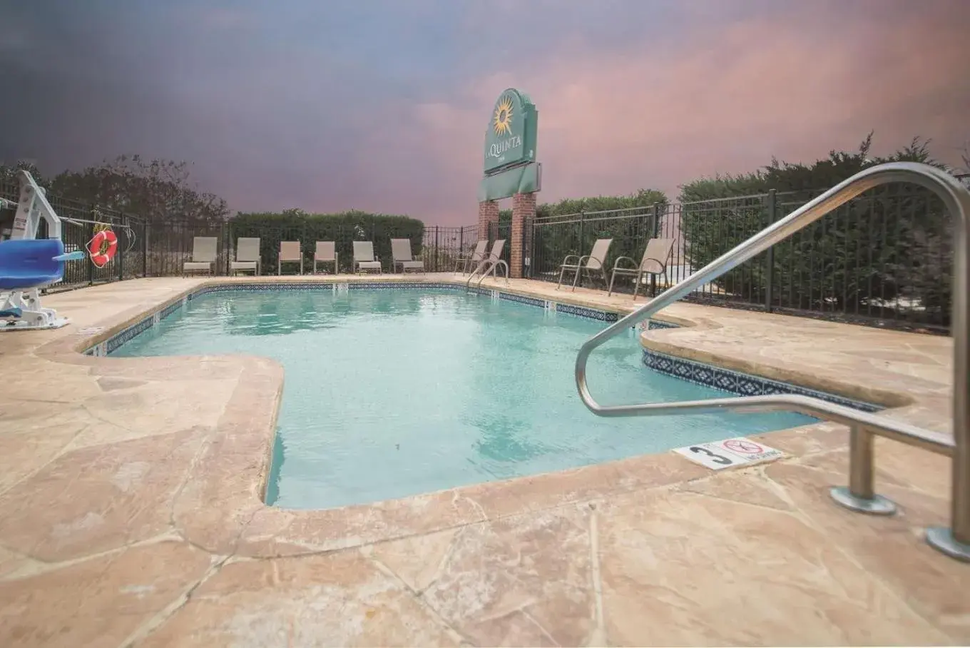 La Quinta Inn by Wyndham Calhoun South I-75 La Quinta Inn by Wyndham Calhoun South I-75