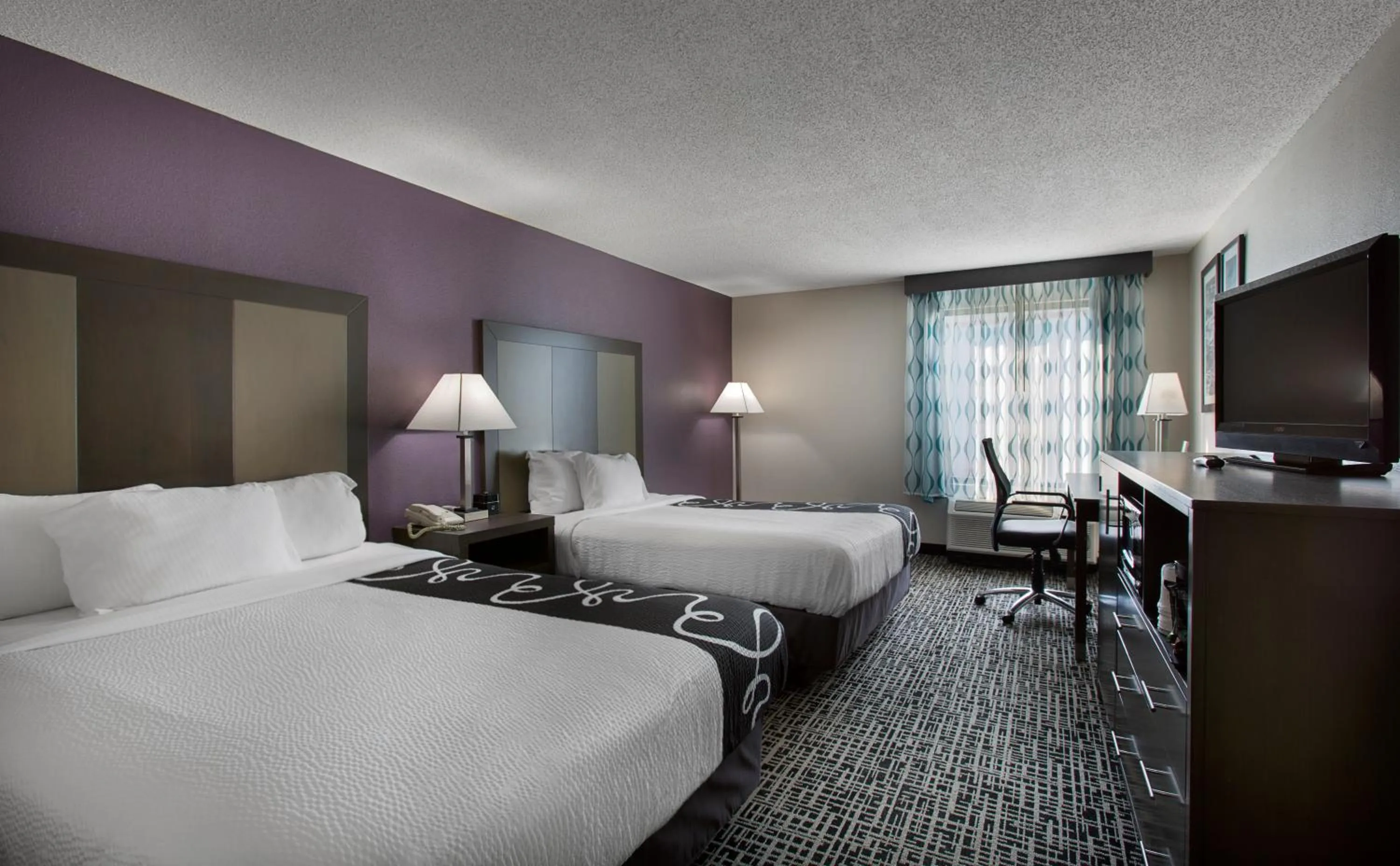 Photo of the whole room, Bed in La Quinta Inn by Wyndham North Myrtle Beach