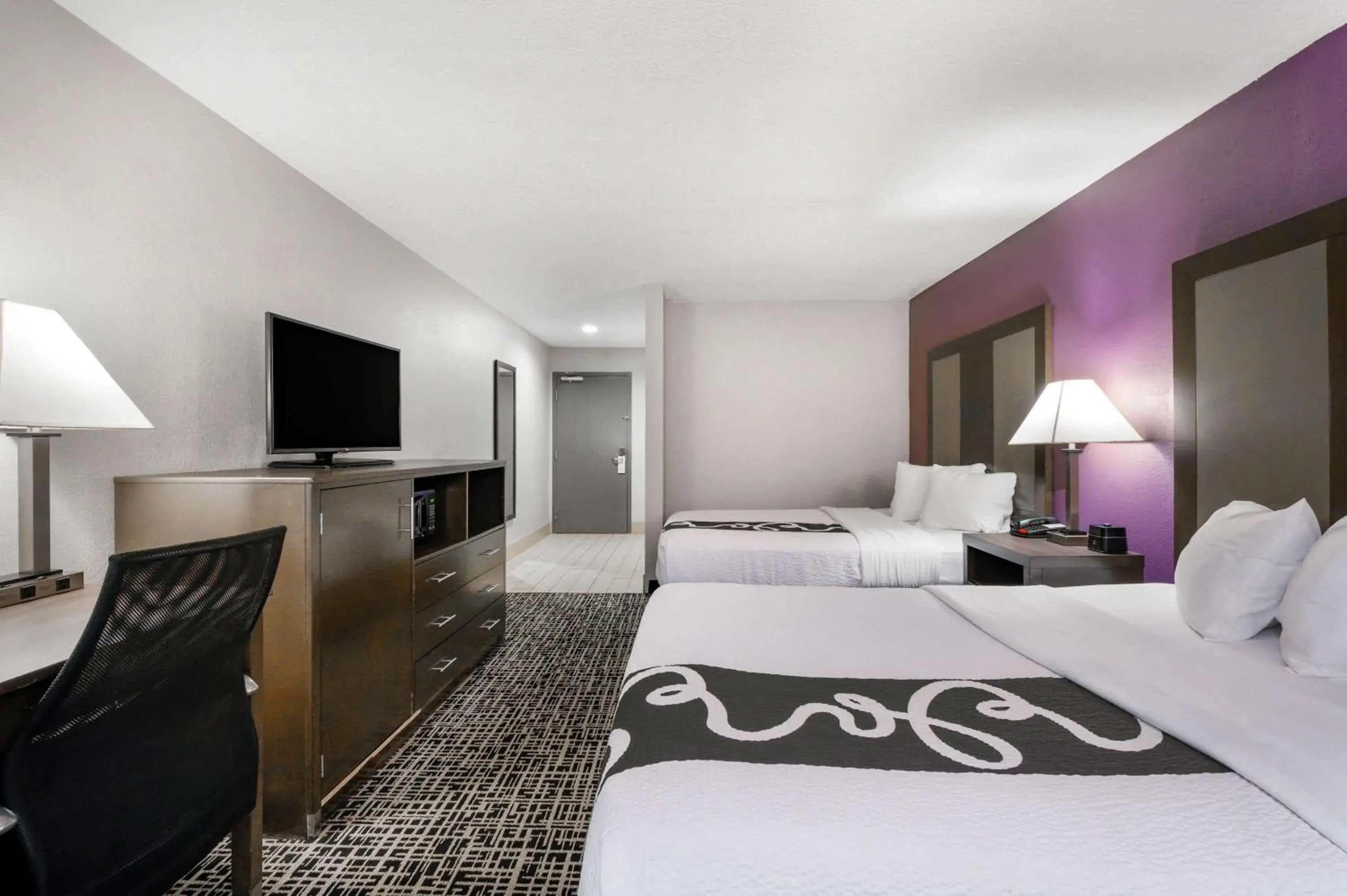 Queen Room with Two Queen Beds - Mobility Access/Non-Smoking in La Quinta Inn by Wyndham North Myrtle Beach Queen Room with Two Queen Beds - Mobility Access/Non-Smoking in La Quinta Inn by Wyndham North Myrtle Beach