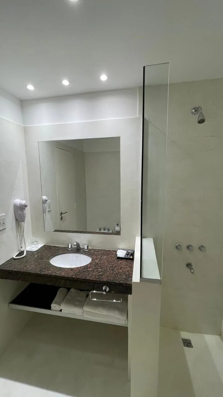 Bathroom in Hotel de la Cité