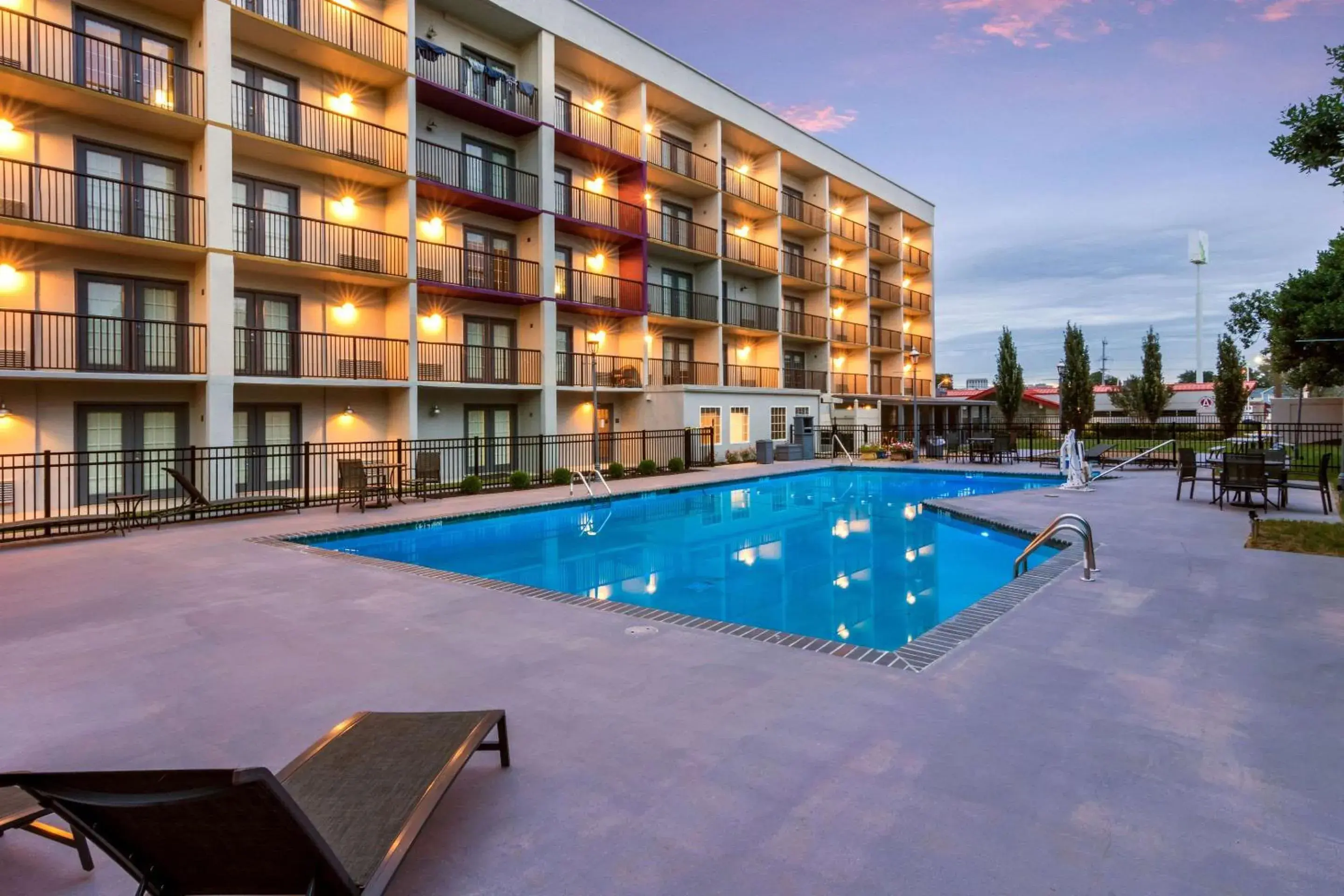 Swimming pool in District 3 Hotel, Ascend Hotel Collection Swimming pool in District 3 Hotel, Ascend Hotel Collection